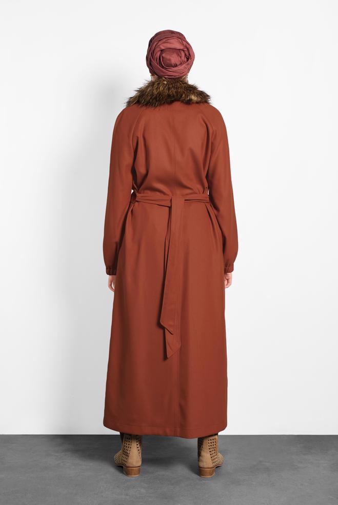 Vêtements hijab ORANGE MANTEAU À COL EN FOURRURE AVEC CEINTURE 90077 - ALVİNA