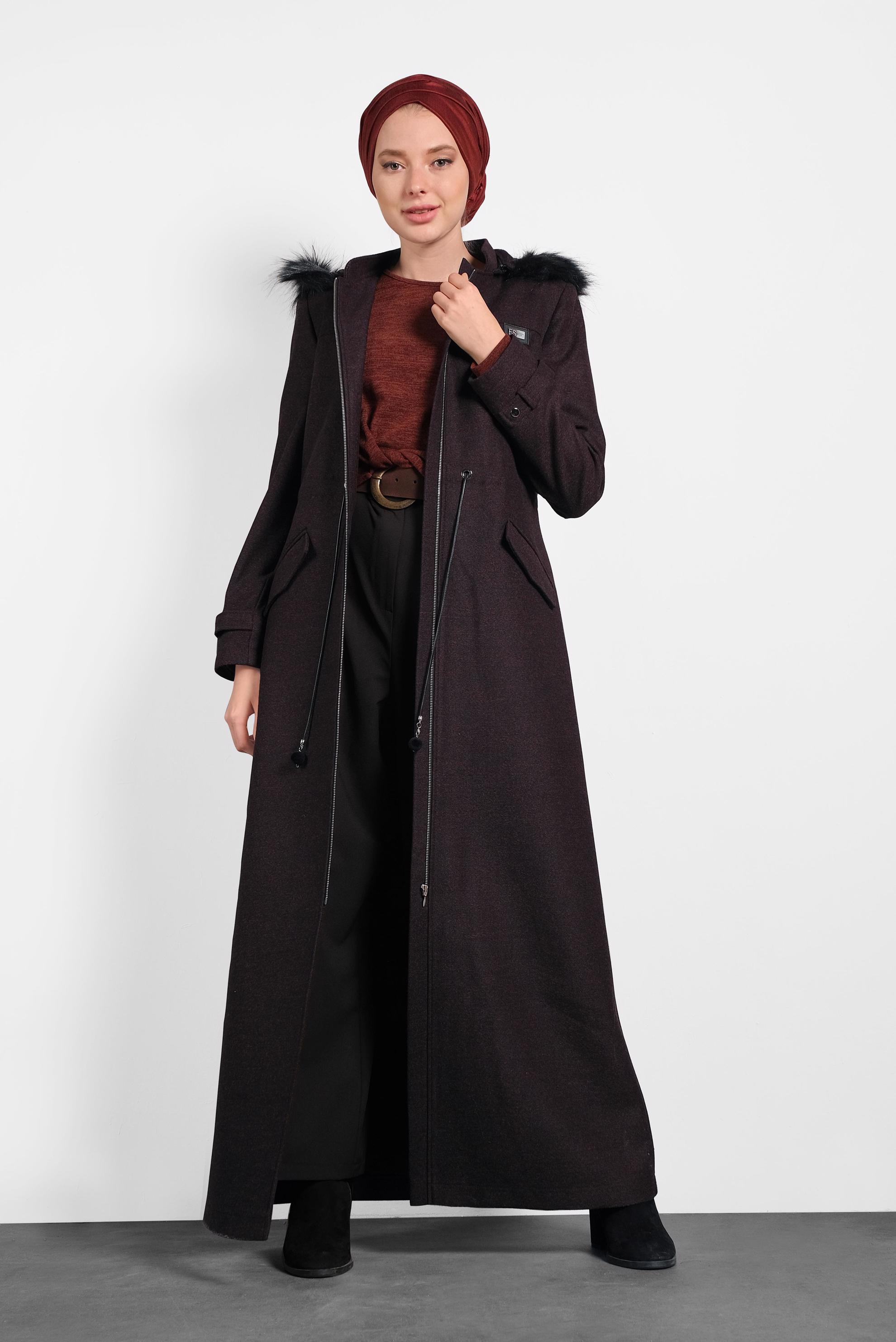 Tesettür giyim SİYAH KAPÜŞONU KÜRKLÜ MANTO 90078 