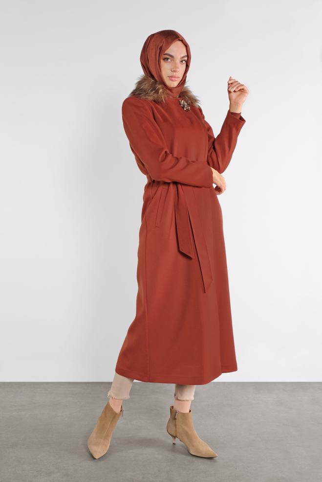 Vêtements hijab ORANGE MANTEAU CEINTURÉ DÉTAIL FAUSSE FOURRURE 90103 - ALVİNA