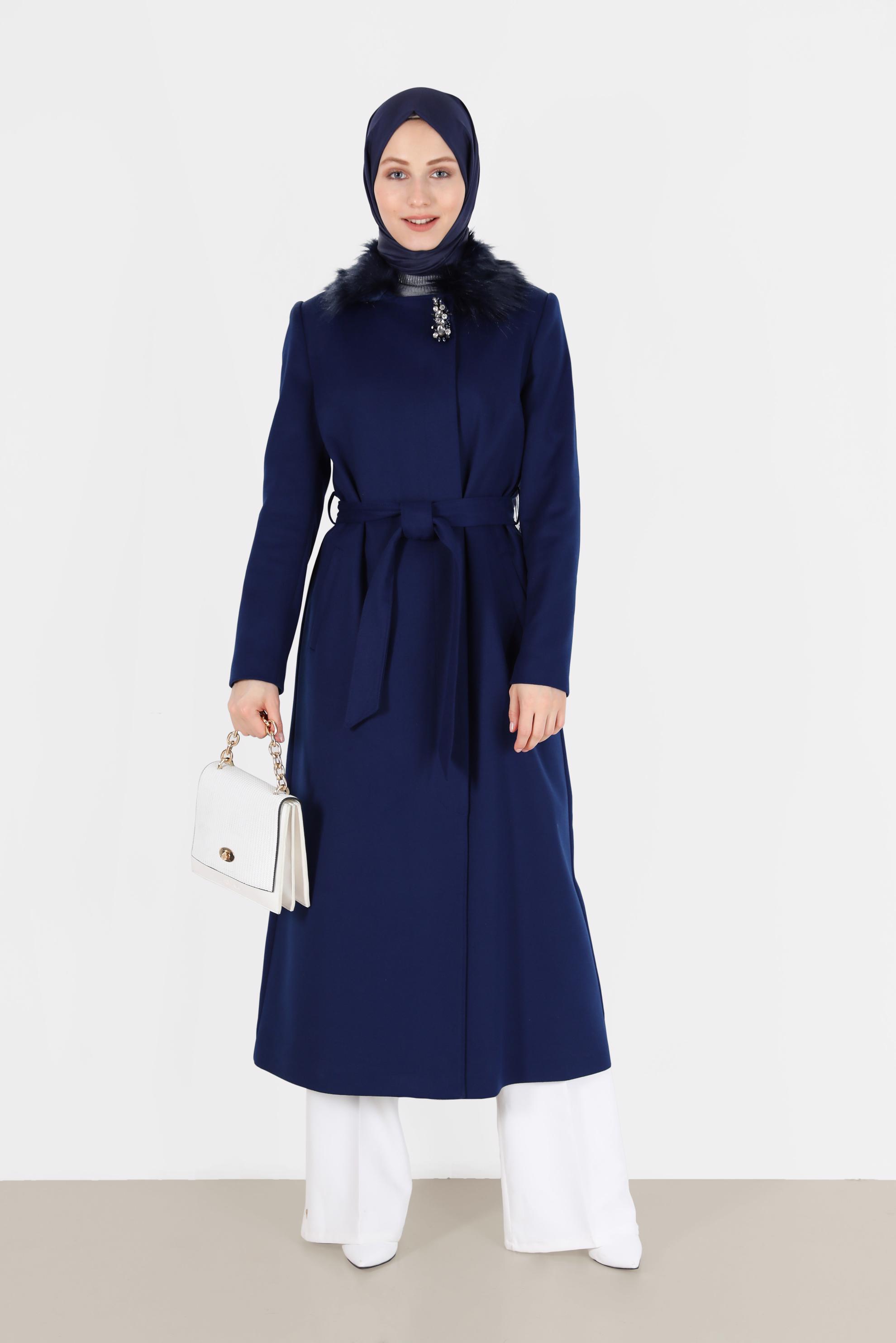 Vêtements hijab BLEU MARINE MANTEAU CEINTURÉ DÉTAIL FAUSSE FOURRURE 90103