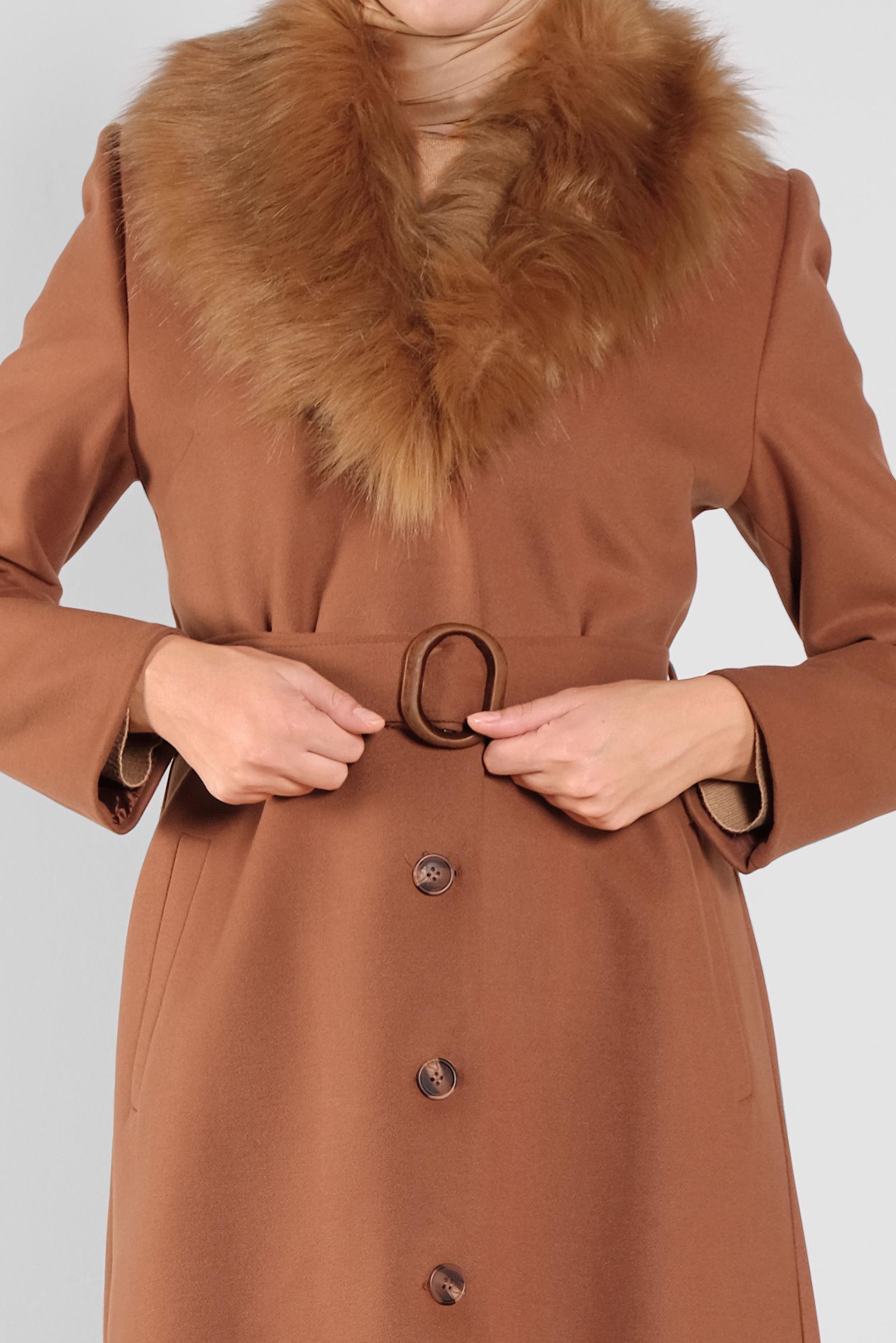 Tesettür giyim TABA YAKASI KÜRKLÜ KEMERLİ MANTO 90104