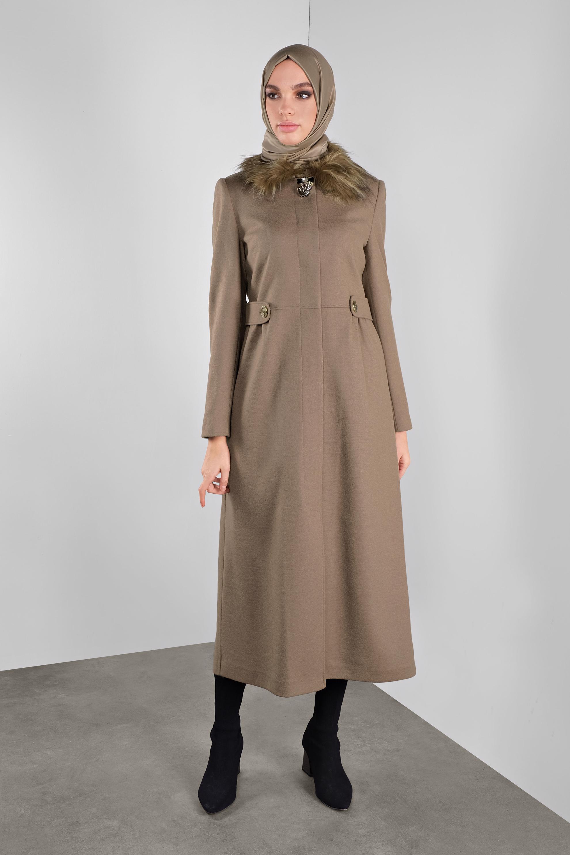 Vêtements hijab BRUN MANTEAU À BROCHE 90123 
