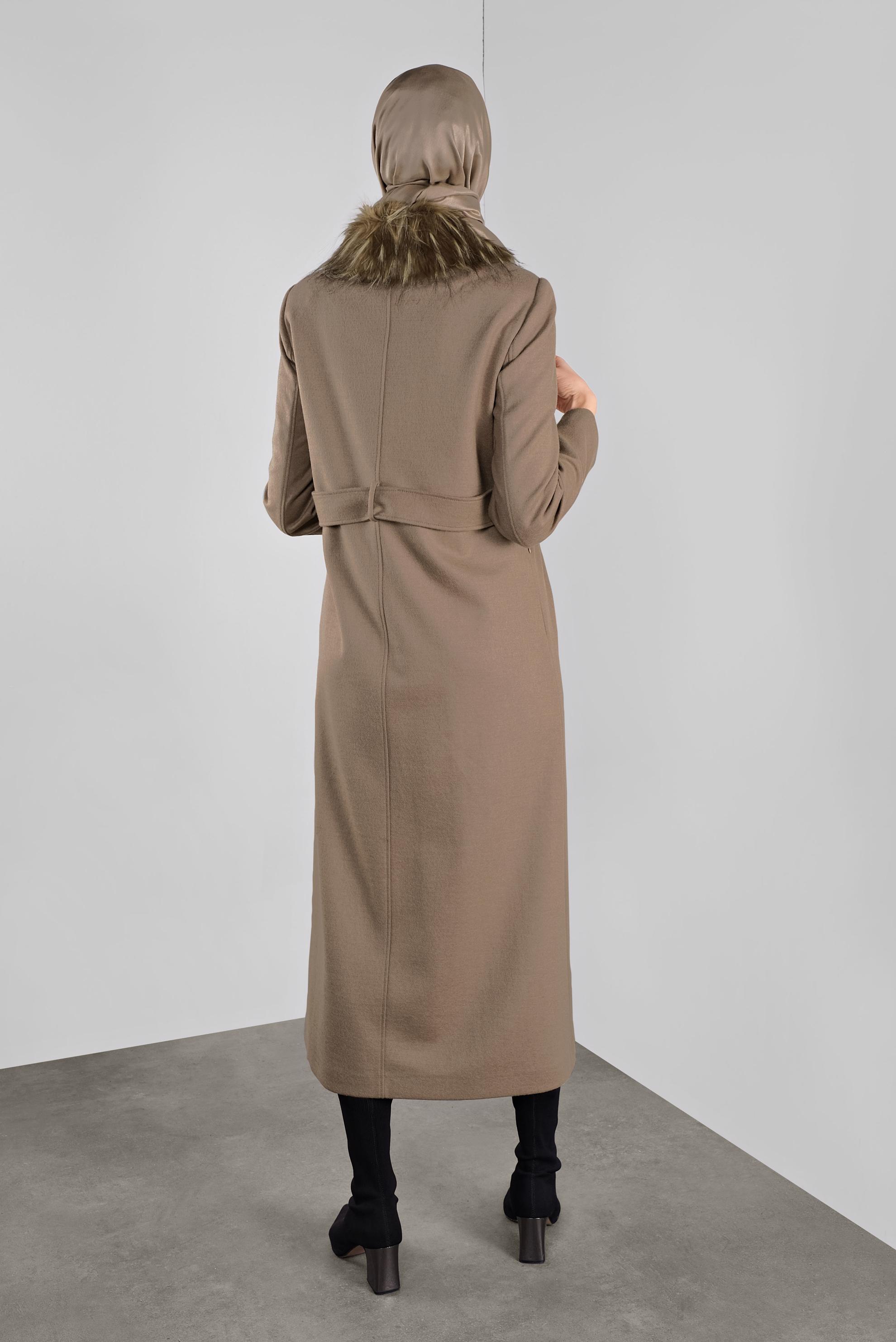 Vêtements hijab BRUN MANTEAU À BROCHE 90123 