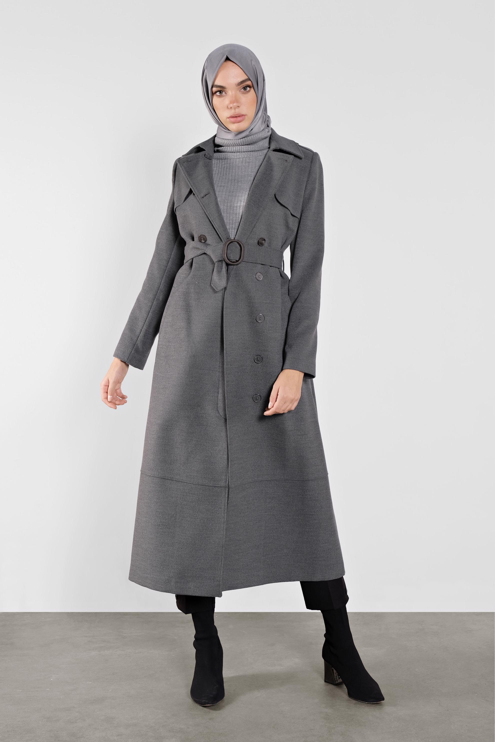 Tesettür giyim GRİ DÜĞMELİ KEMERLİ MANTO 90124