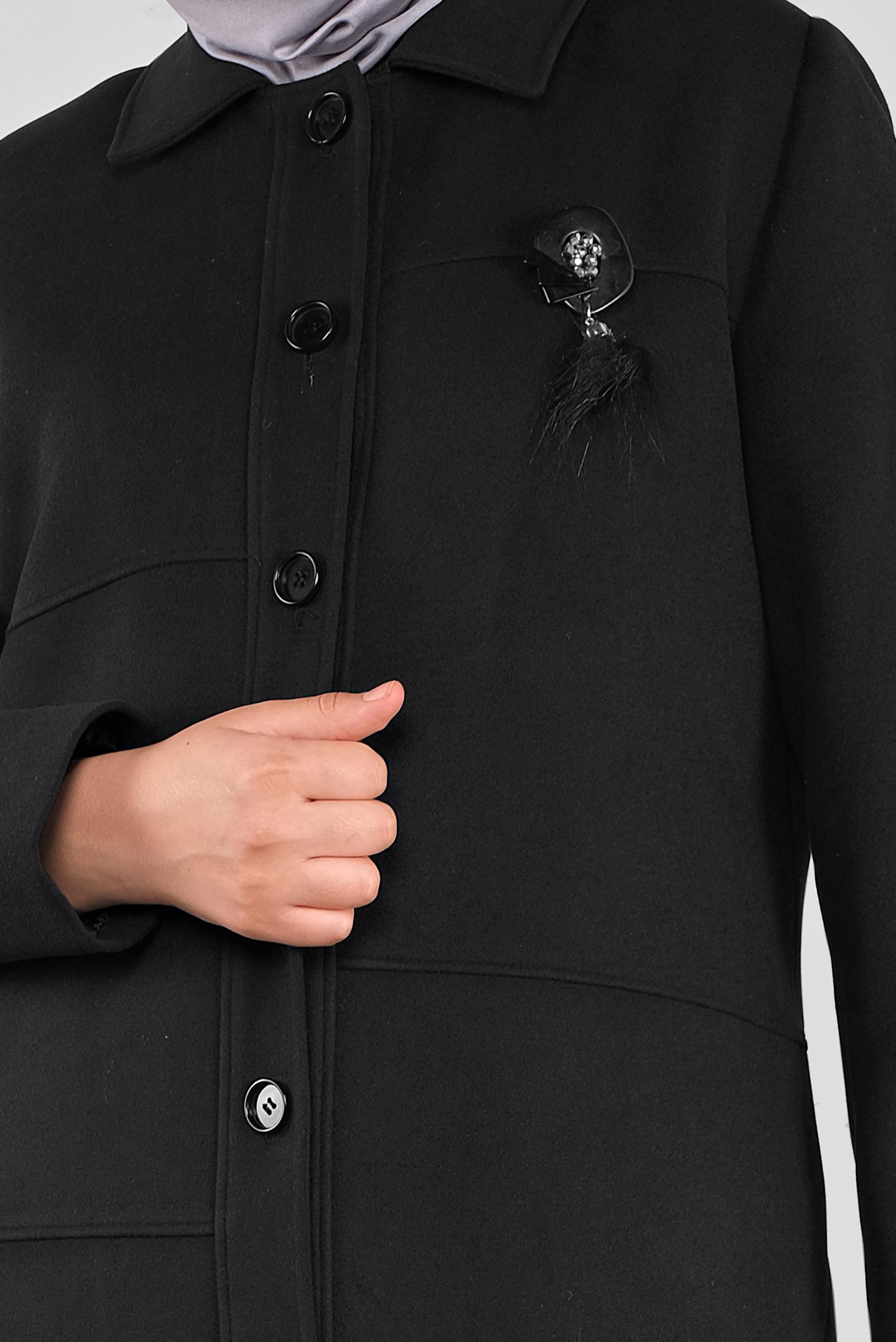 Tesettür giyim SİYAH DÜĞMELİ KAŞE MANTO 90126 