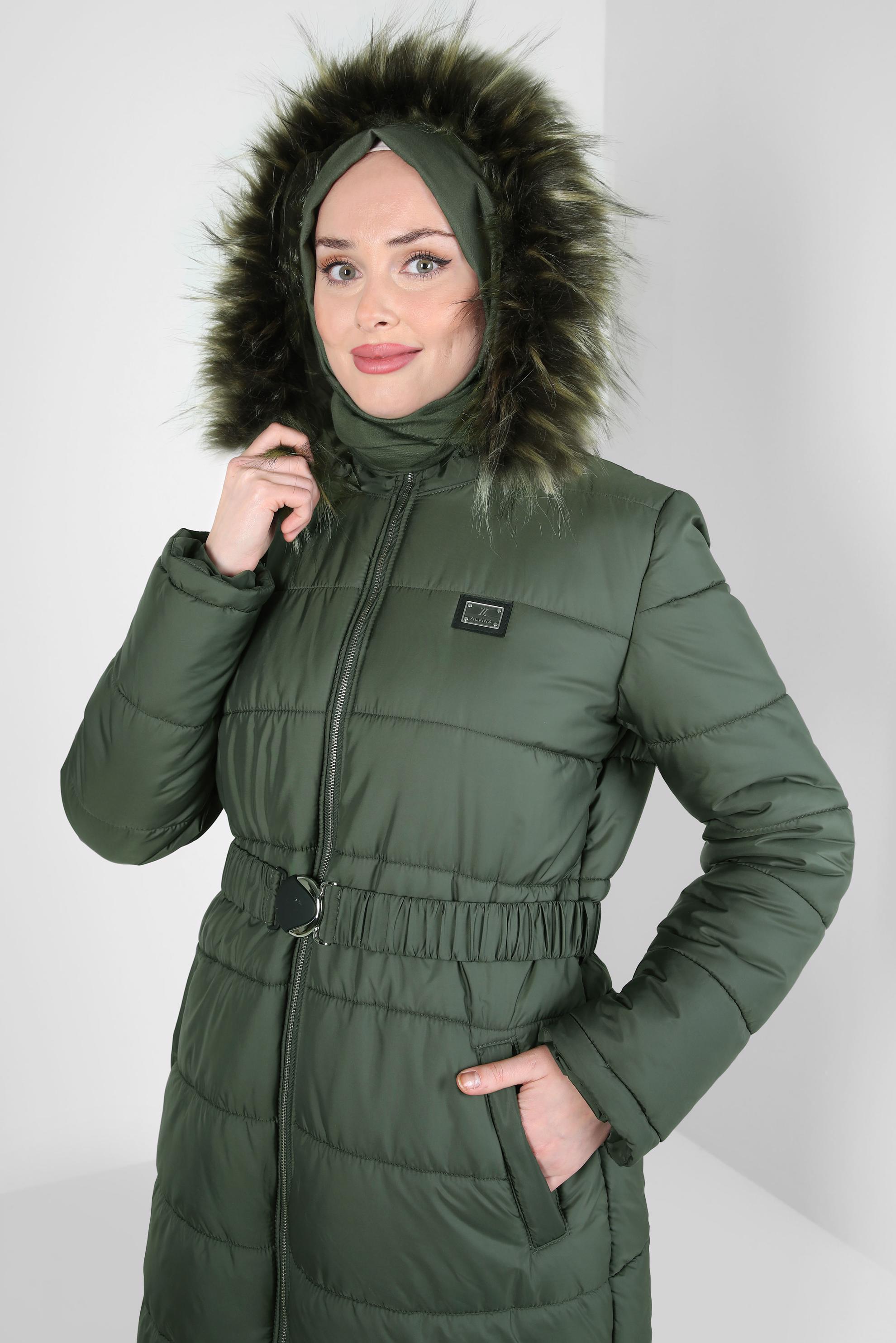 Tesettür giyim HAKİ KÜRKLÜ KAPÜŞONLU ŞİŞME MANTO 90150