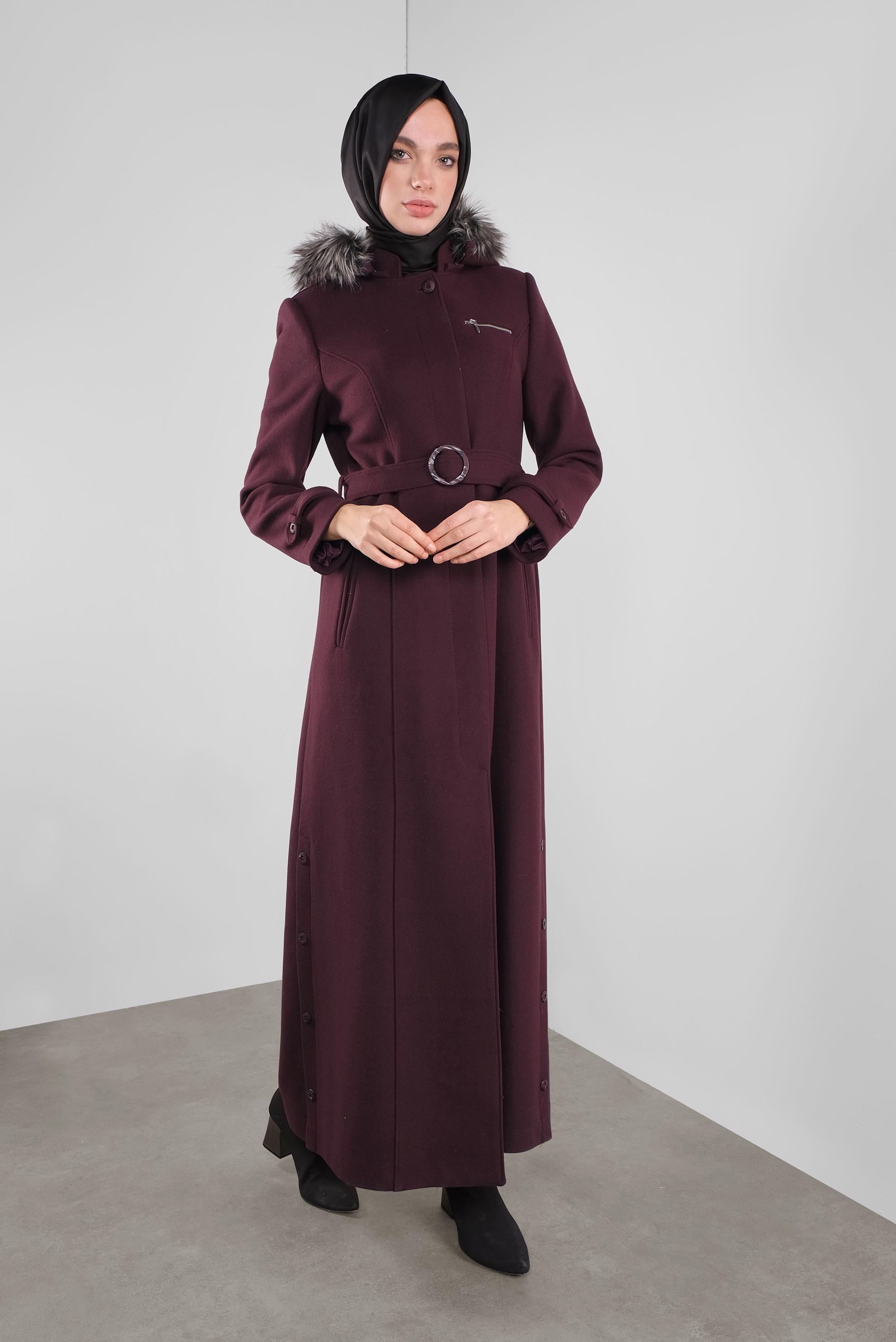 Tesettür giyim MÜRDÜM KAPÜŞONU KÜRKLÜ KAŞE MANTO 90160