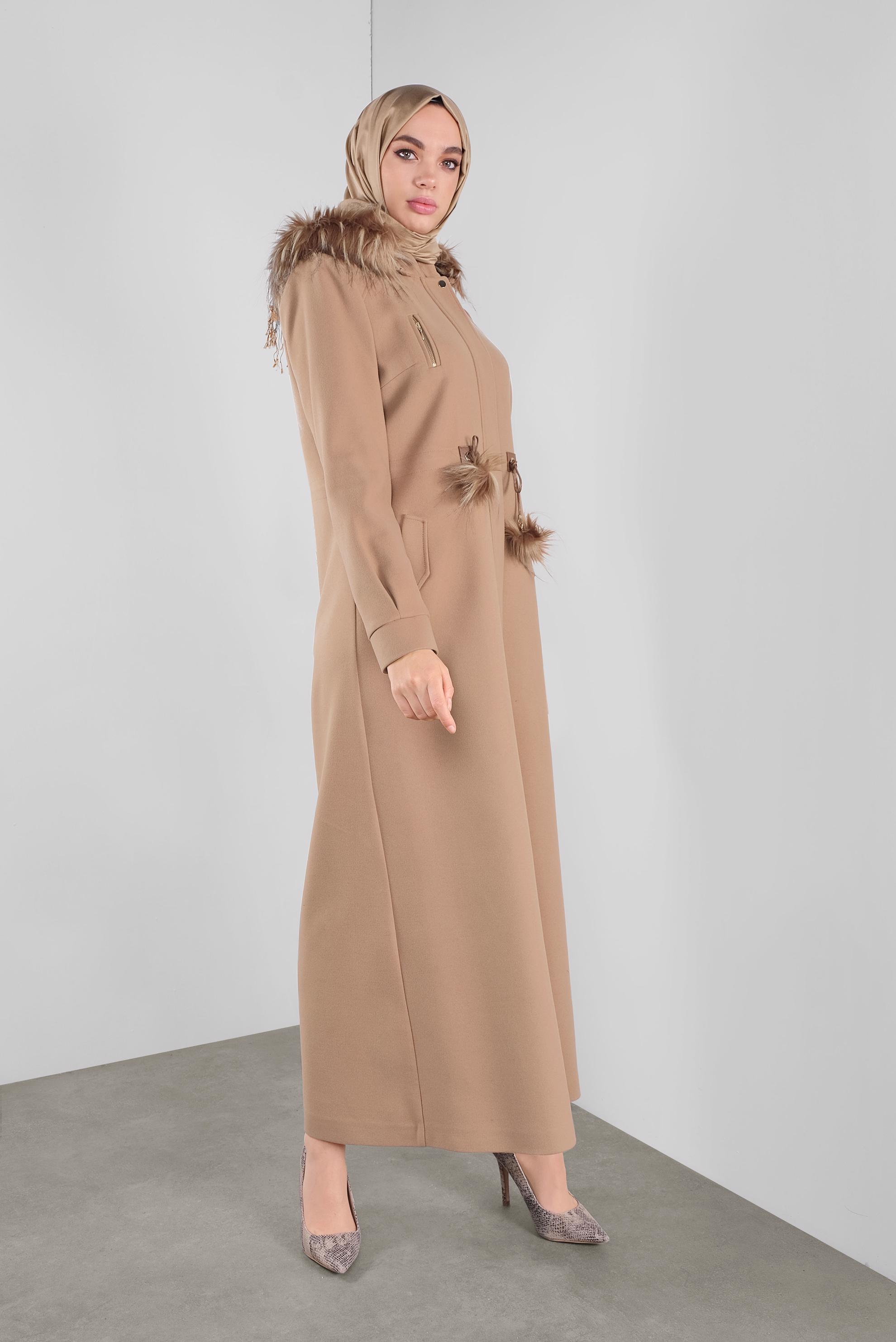 Tesettür giyim TABA KÜRK DETAYLI KAŞE MANTO 90161 