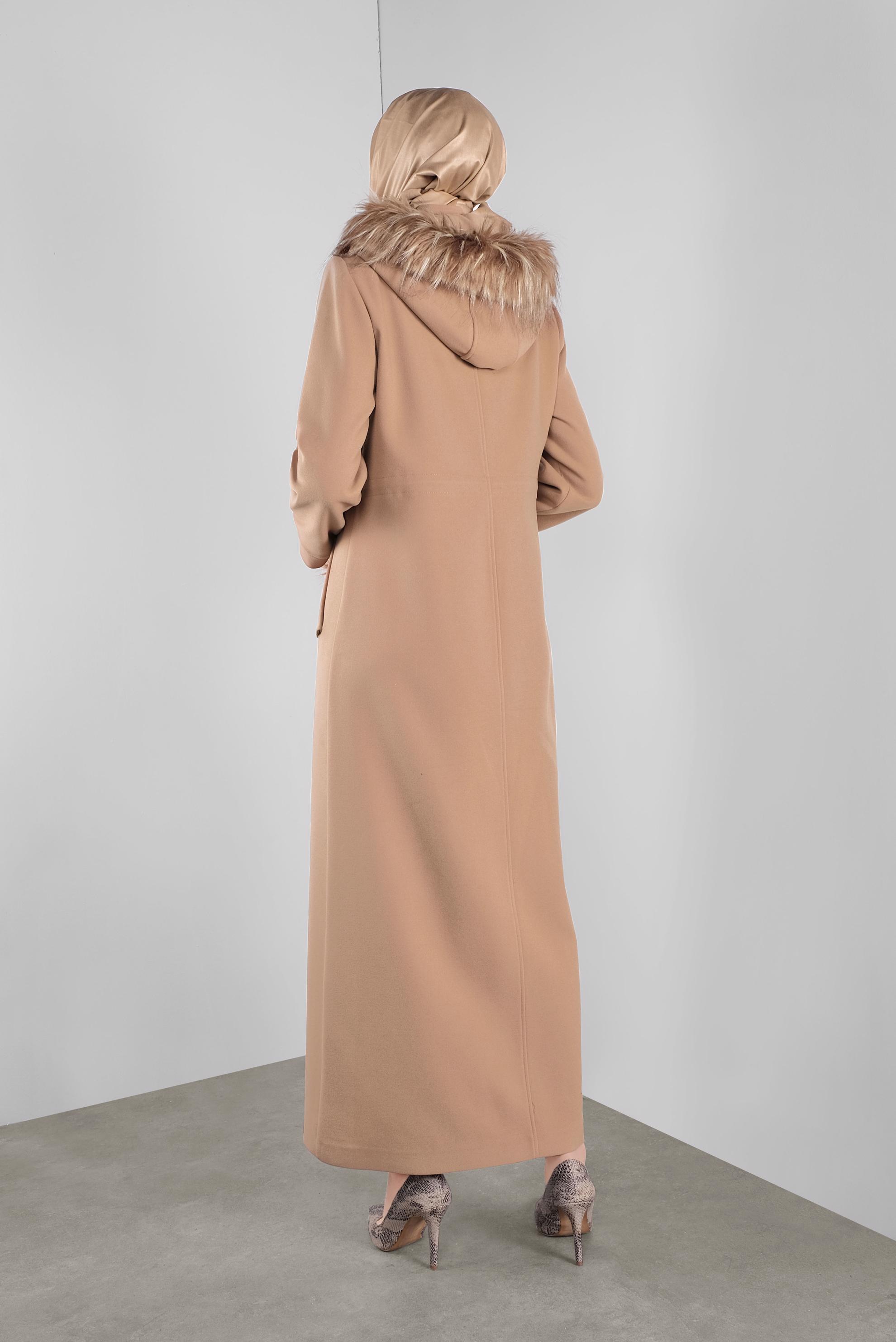 Tesettür giyim TABA KÜRK DETAYLI KAŞE MANTO 90161 