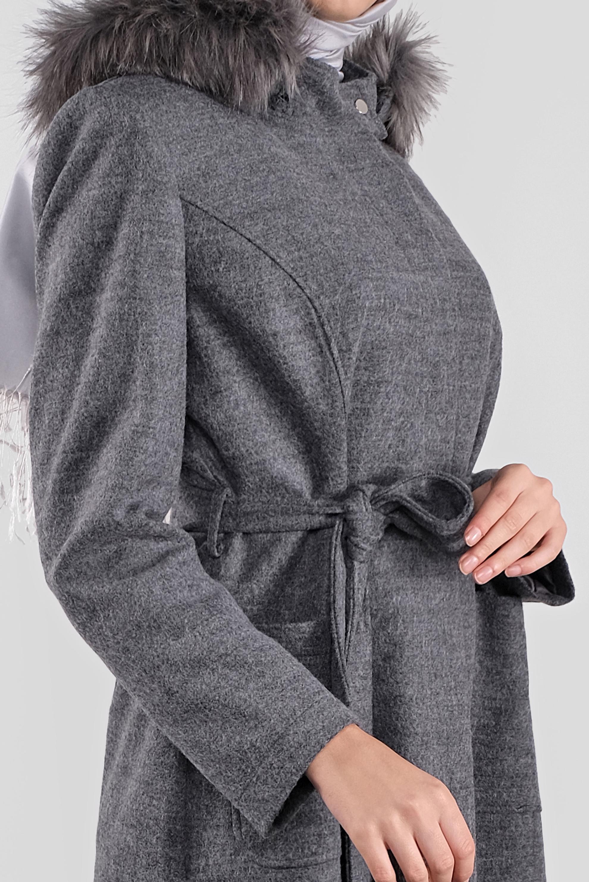 Tesettür giyim GRİ KAPÜŞONU KÜRKLÜ  BELİ BAĞCIKLI MANTO 90162