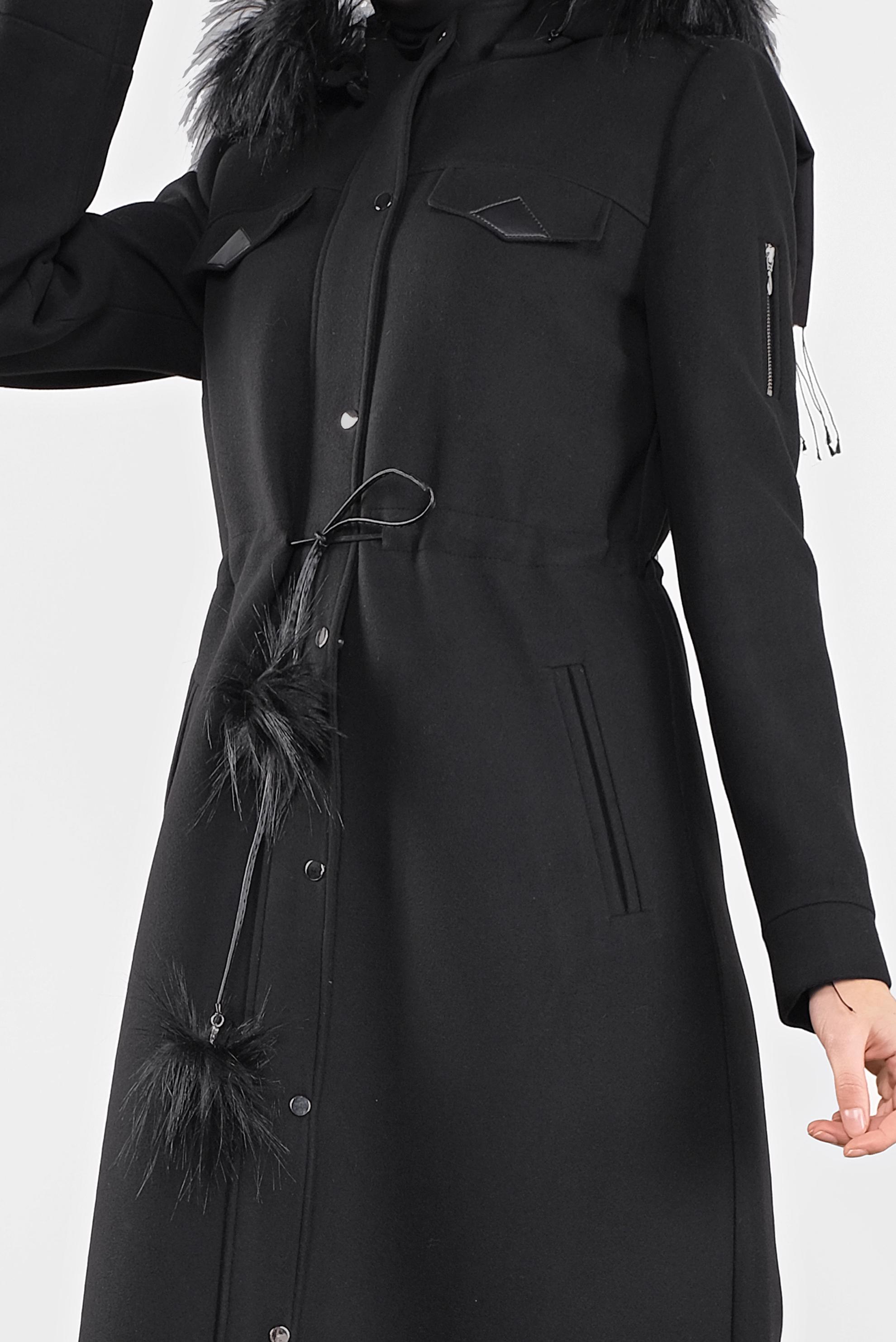 Tesettür giyim SİYAH KAPÜŞONU KÜRKLÜ KAŞE MANTO 90178 