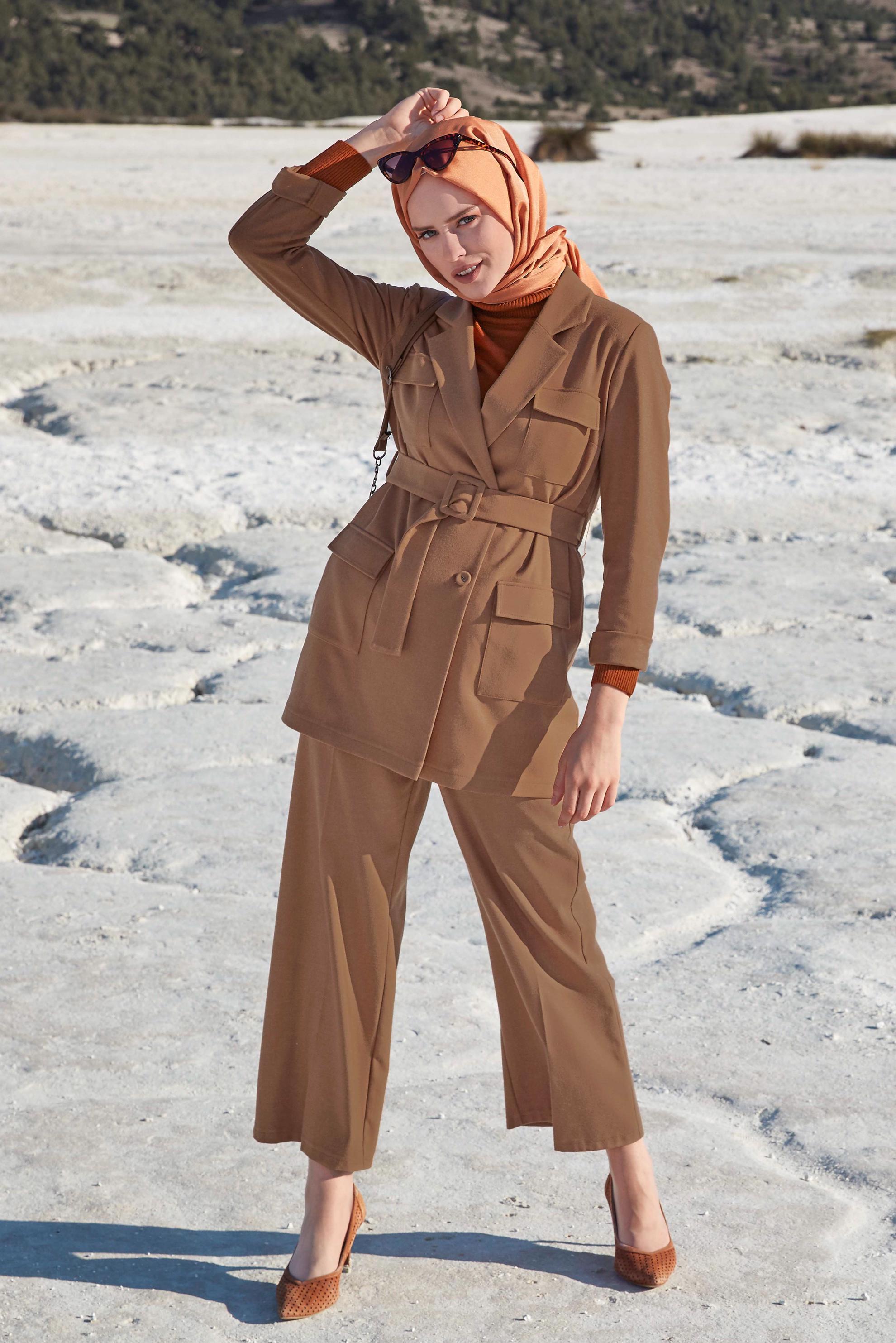 Tesettür giyim TABA ORTA YÜKSEK BEL DÜĞMELİ PANTOLON 70005 