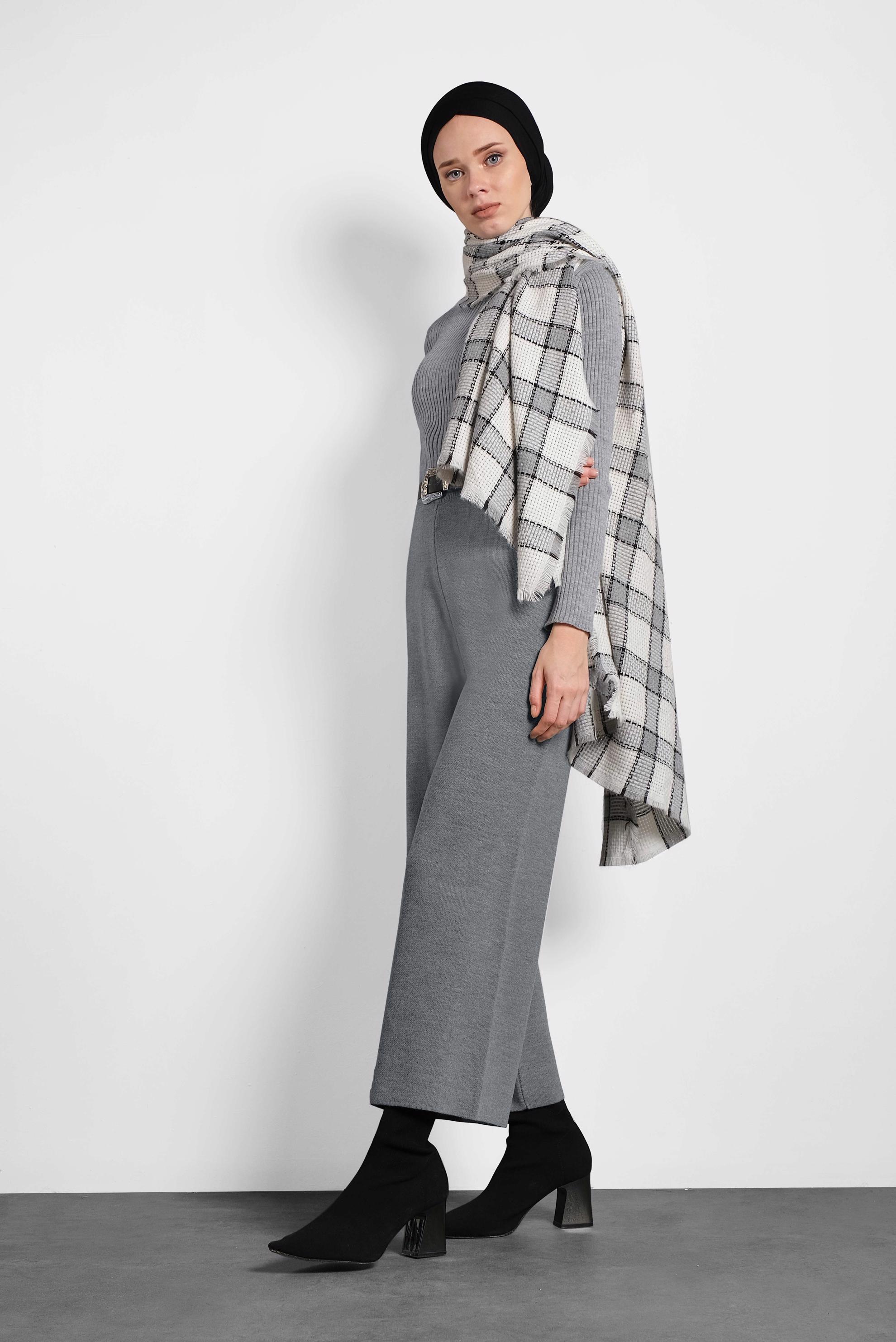 Tesettür giyim GRİ BELİ LASTİKLİ TRİKO PANTOLON 70028 