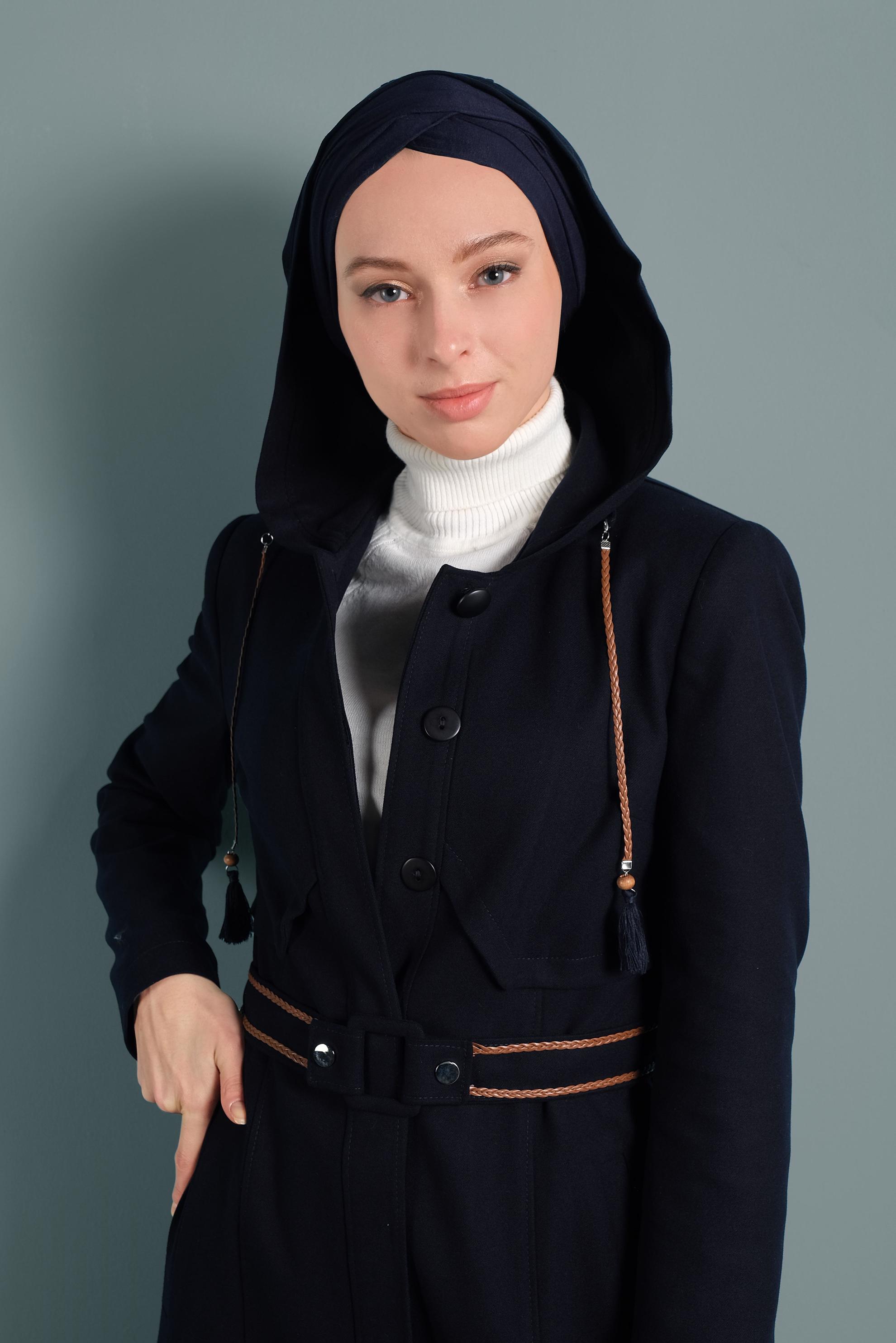 Tesettür giyim LACİVERT KEMERLİ KAPÜŞONLU PARDESÜ 10001