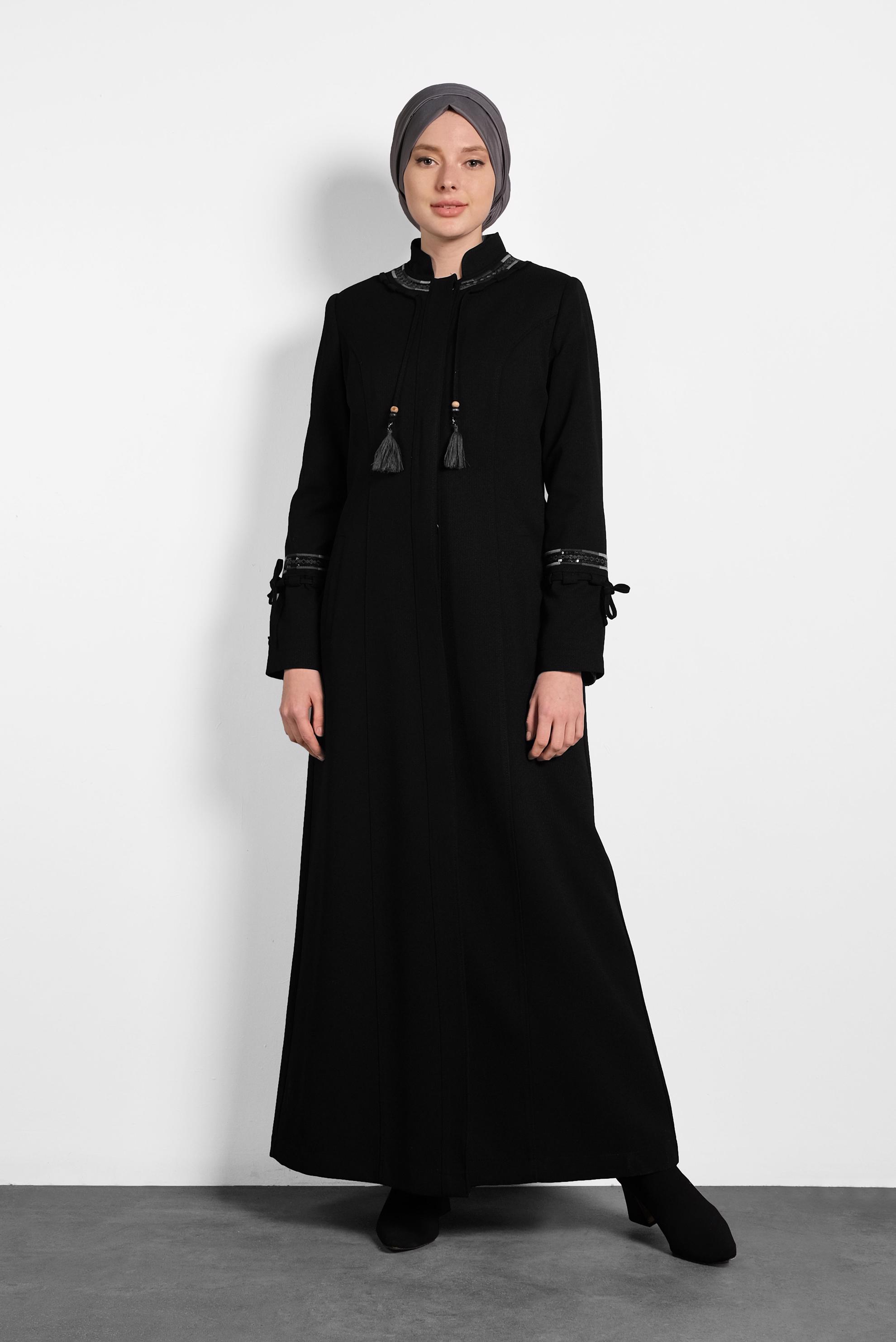 Tesettür giyim SİYAH HAKİM YAKA DÜĞMELİ PARDESÜ 10002 