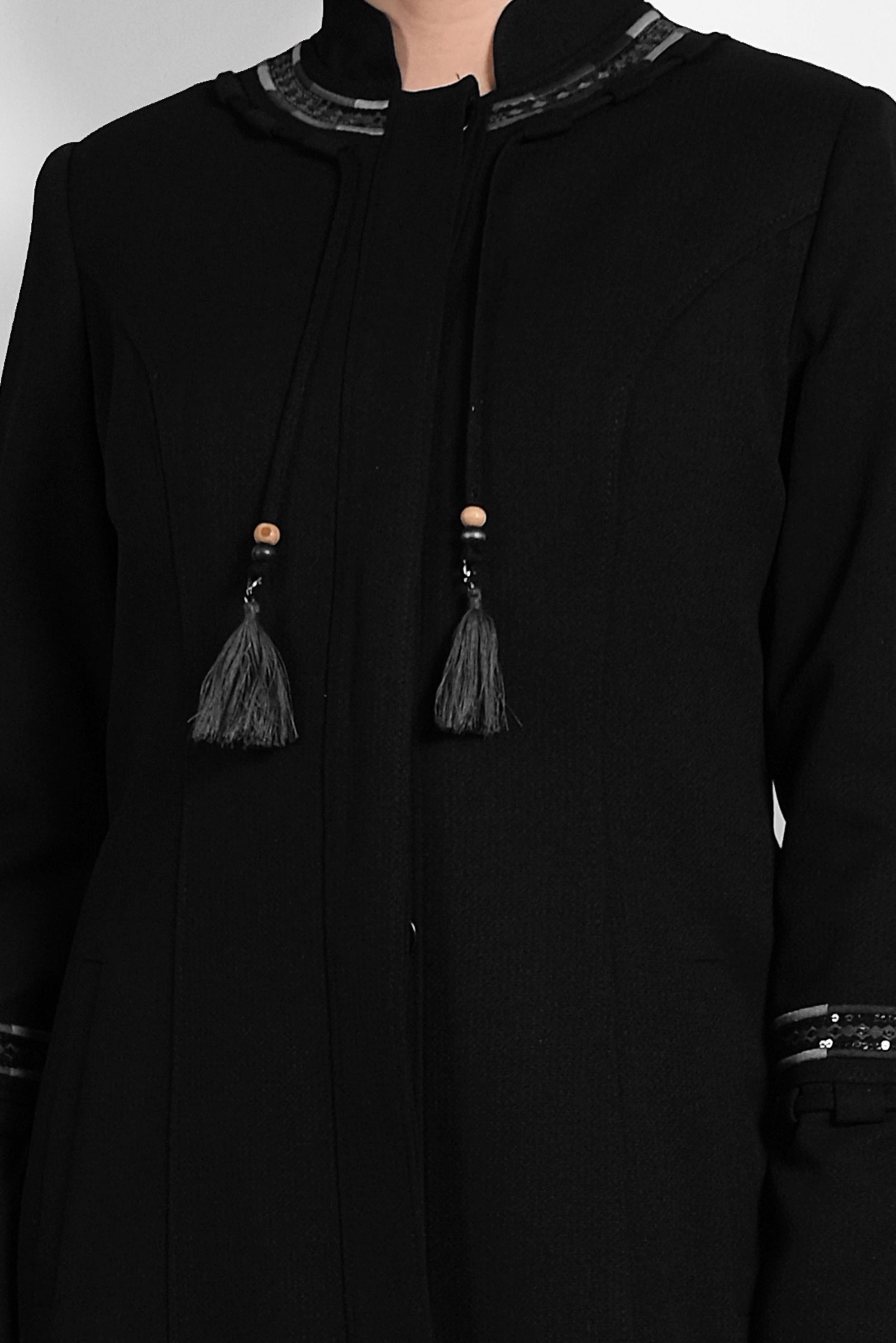 Tesettür giyim SİYAH HAKİM YAKA DÜĞMELİ PARDESÜ 10002 