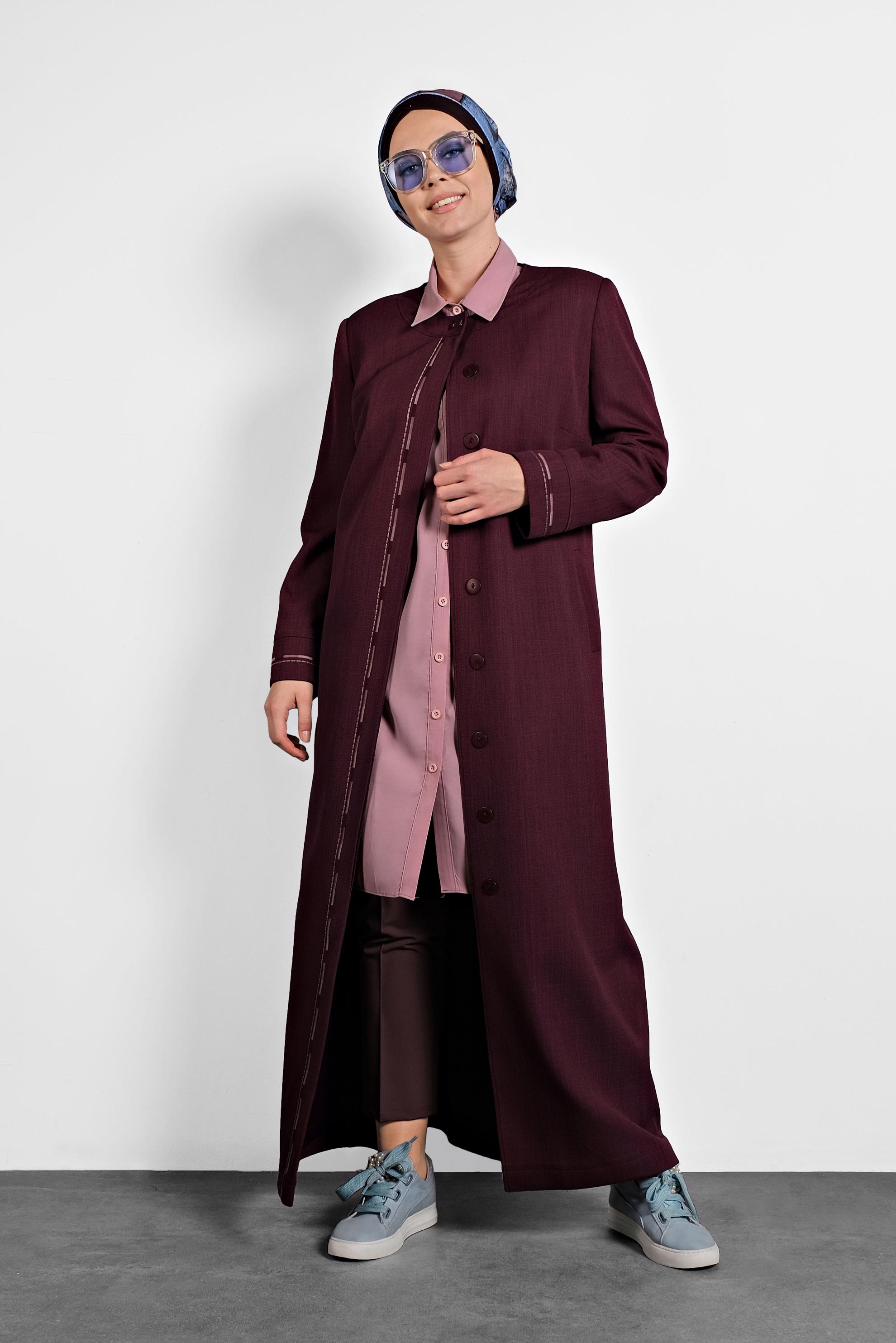 Tesettür giyim MÜRDÜM YUVARLAK YAKA NAKIŞLI PARDESÜ 10018