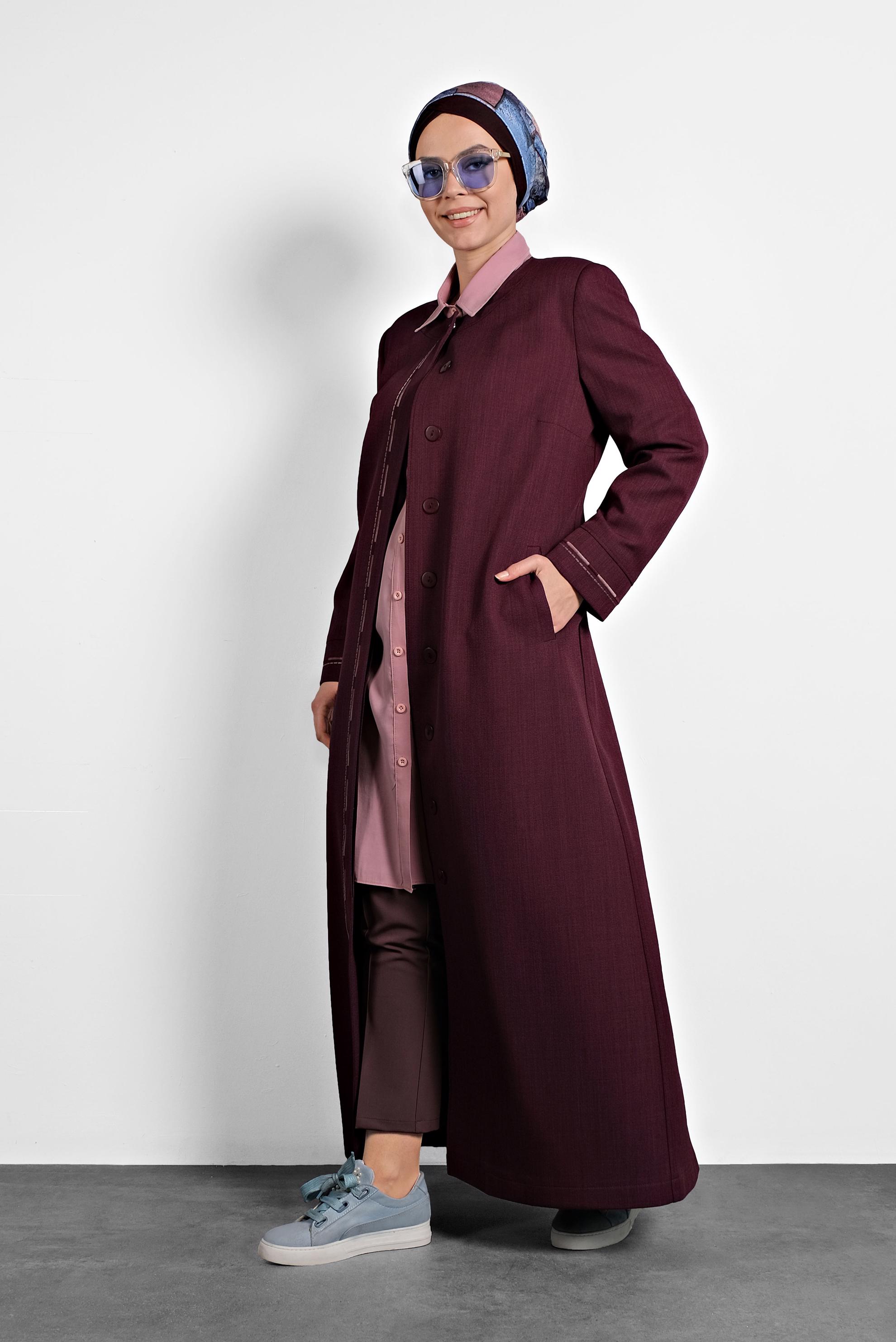 Tesettür giyim MÜRDÜM YUVARLAK YAKA NAKIŞLI PARDESÜ 10018