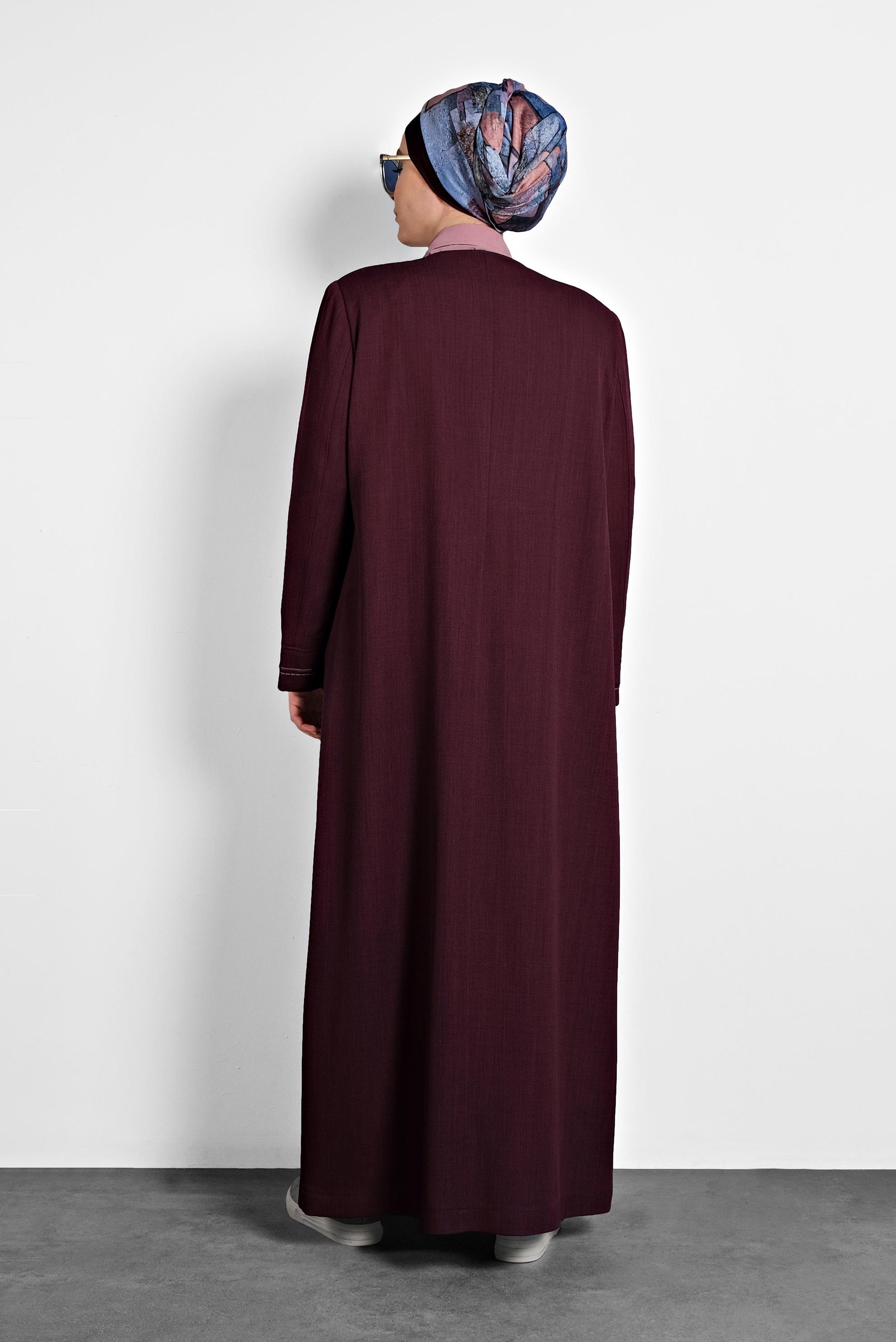 Tesettür giyim MÜRDÜM YUVARLAK YAKA NAKIŞLI PARDESÜ 10018