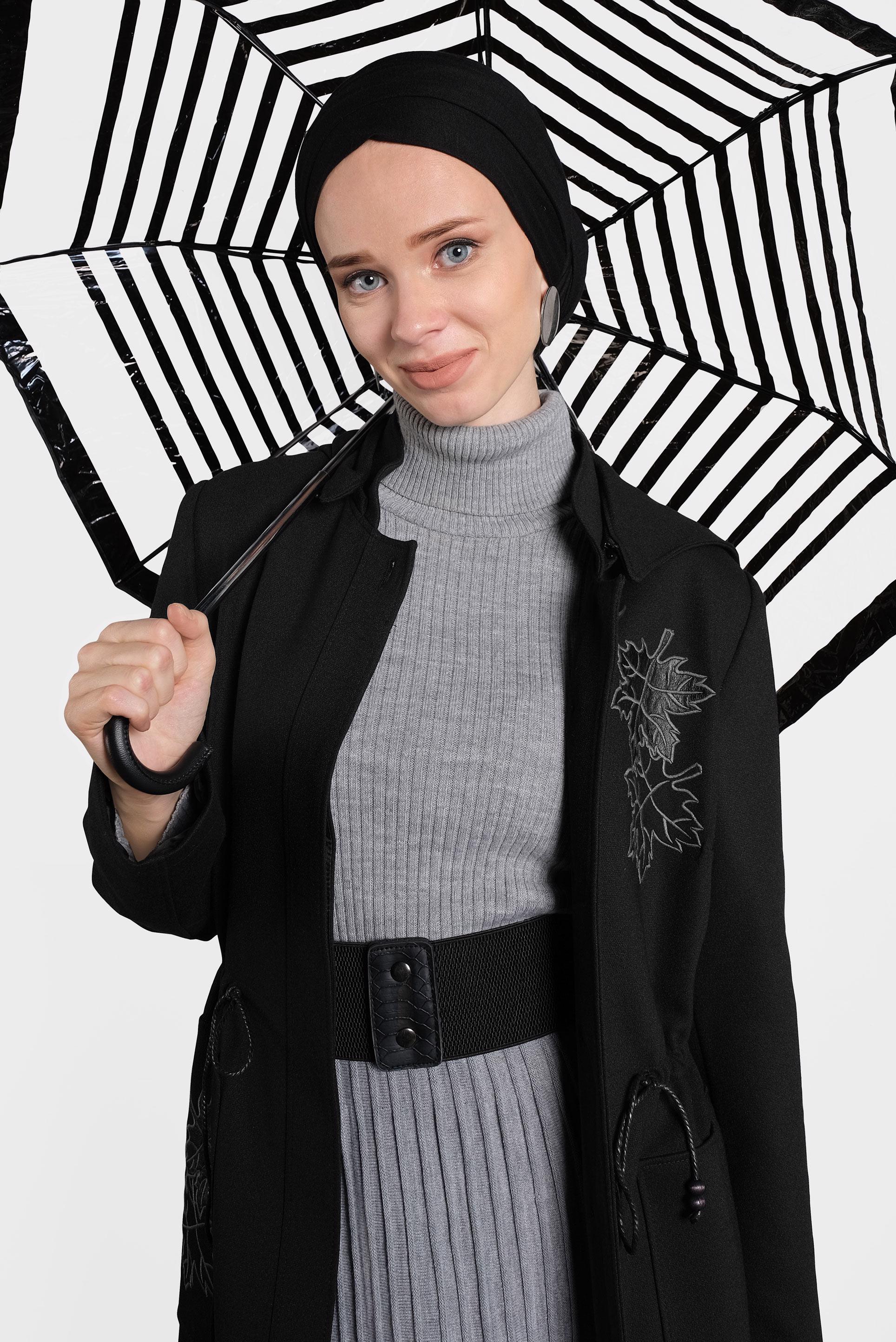 Tesettür giyim SİYAH HAKİM YAKA KAPÜŞONLU PARDESÜ 10019