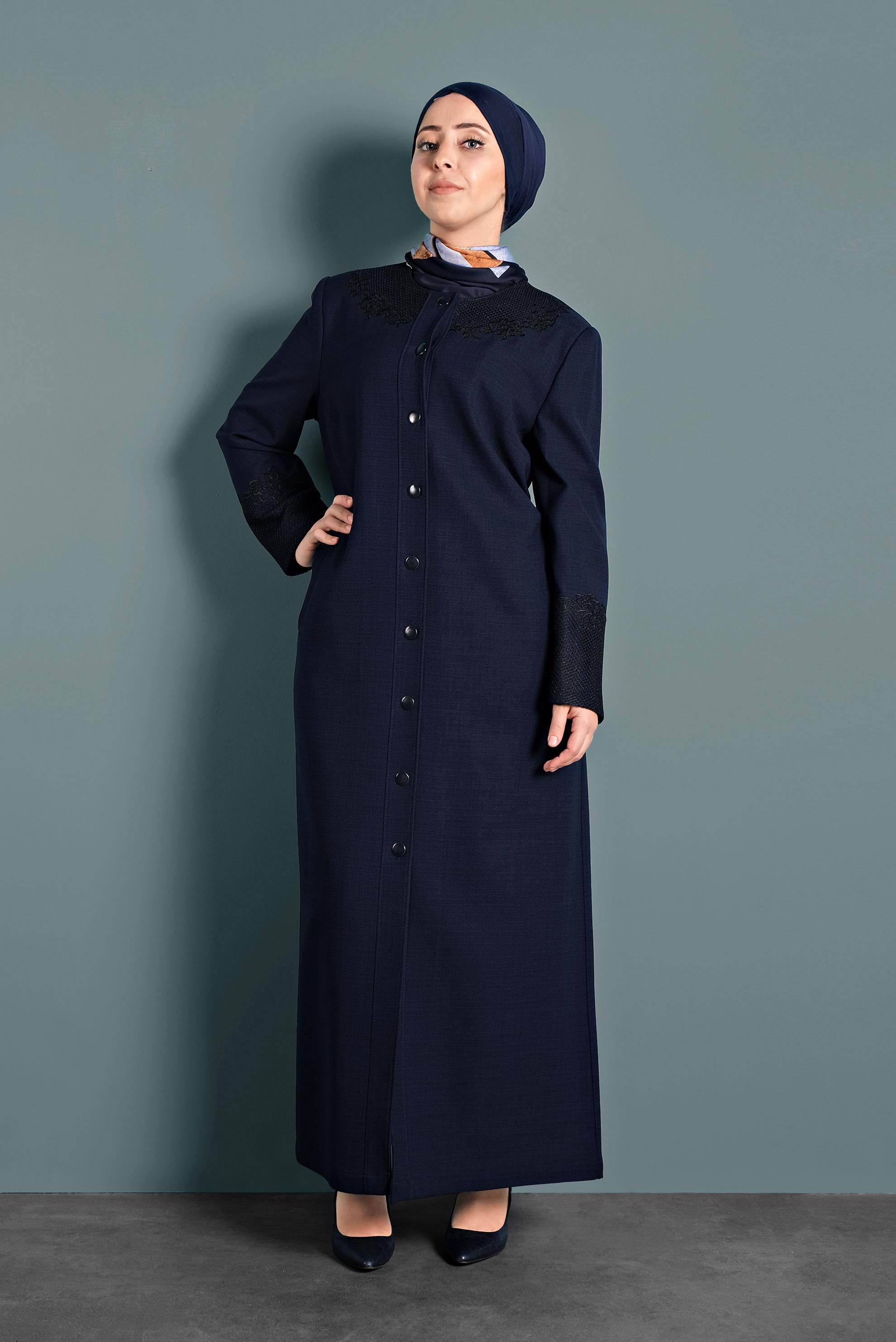 Tesettür giyim LACİVERT NAKIŞLI PARDESÜ 10123 