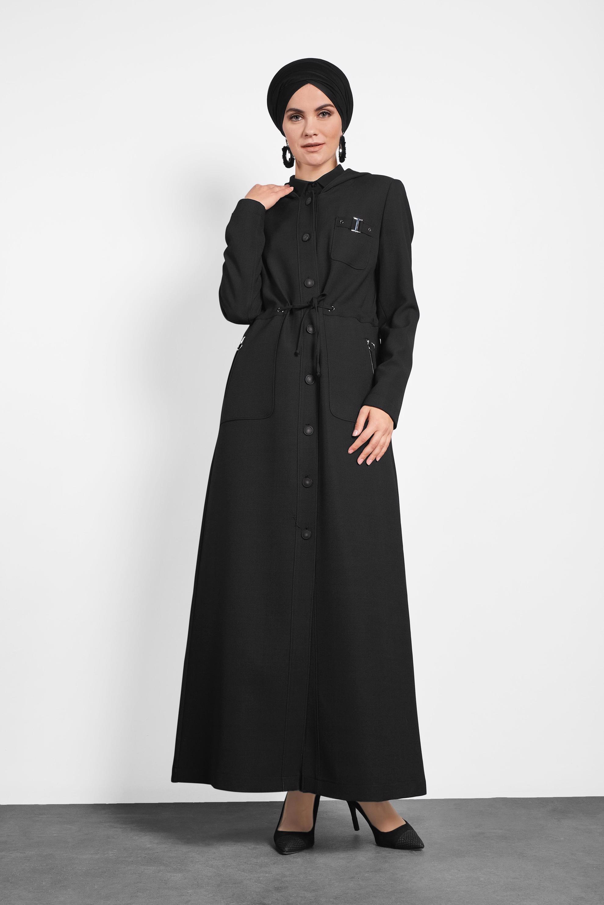 Tesettür giyim SİYAH DÜĞMELİ KAPÜŞONLU PARDESÜ 10130 