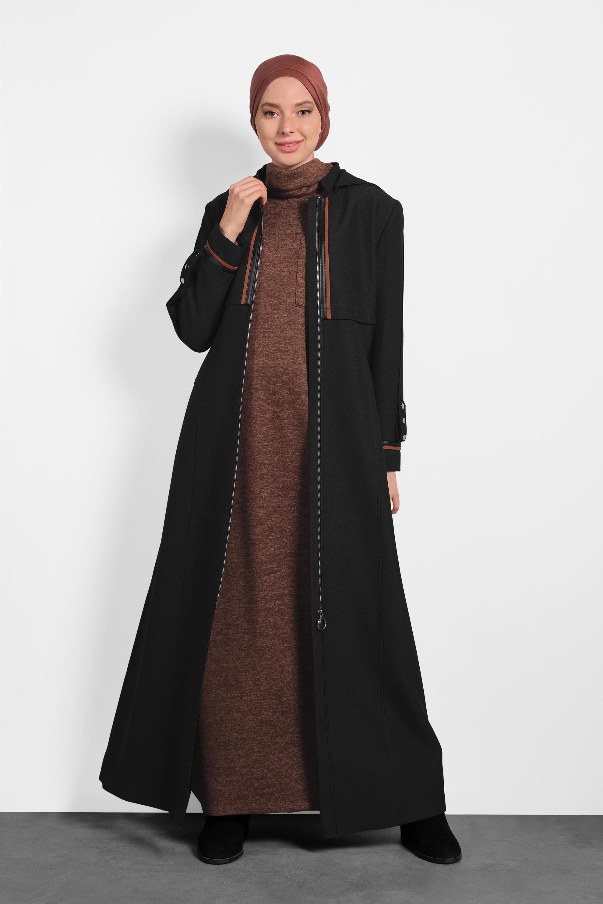 Tesettür giyim SİYAH KAPÜŞONLU PARDESÜ 10131
