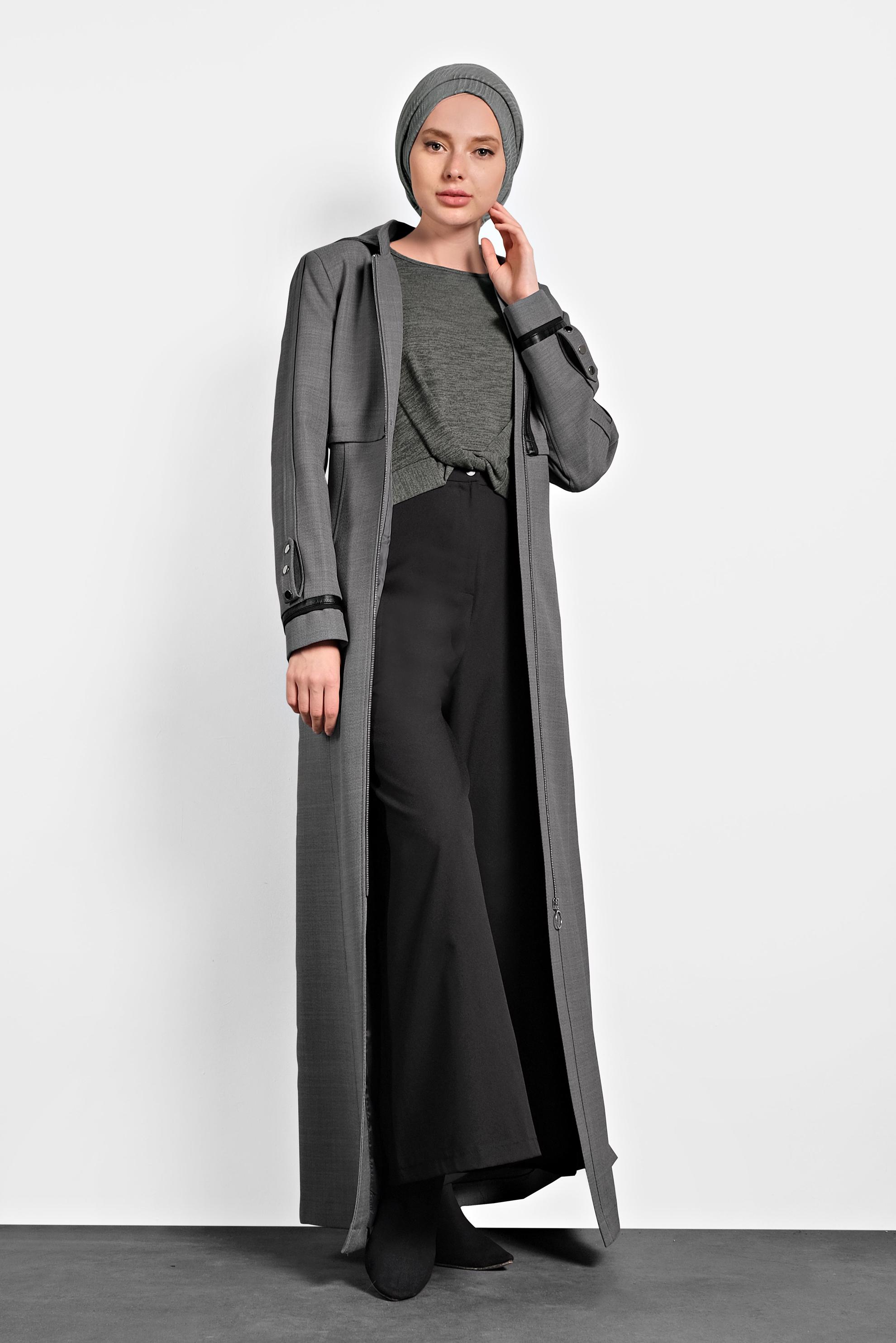Tesettür giyim GRİ KAPÜŞONLU PARDESÜ 10131