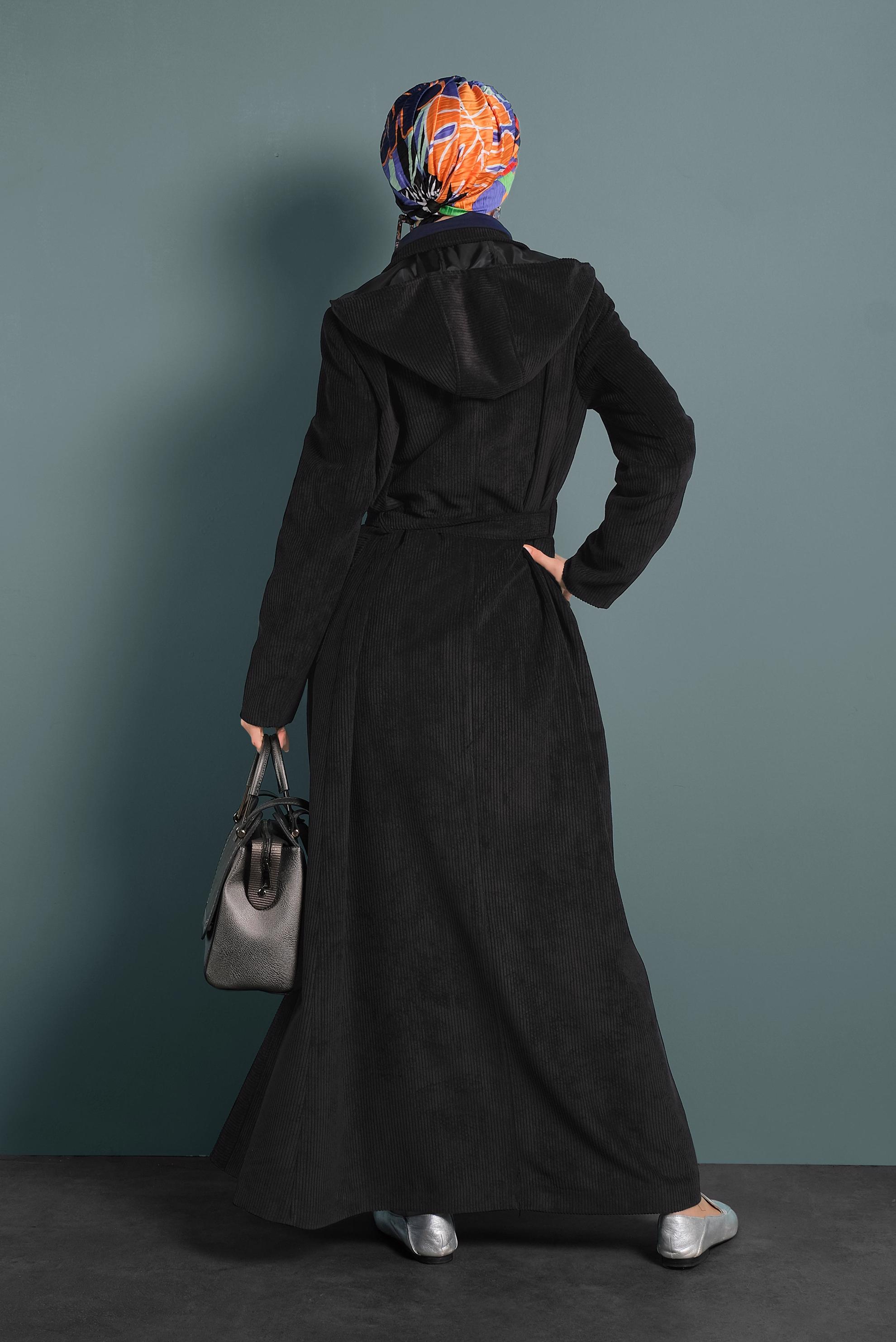 Tesettür giyim SİYAH CEPLİ KAPÜŞONLU PARDESÜ 10143 