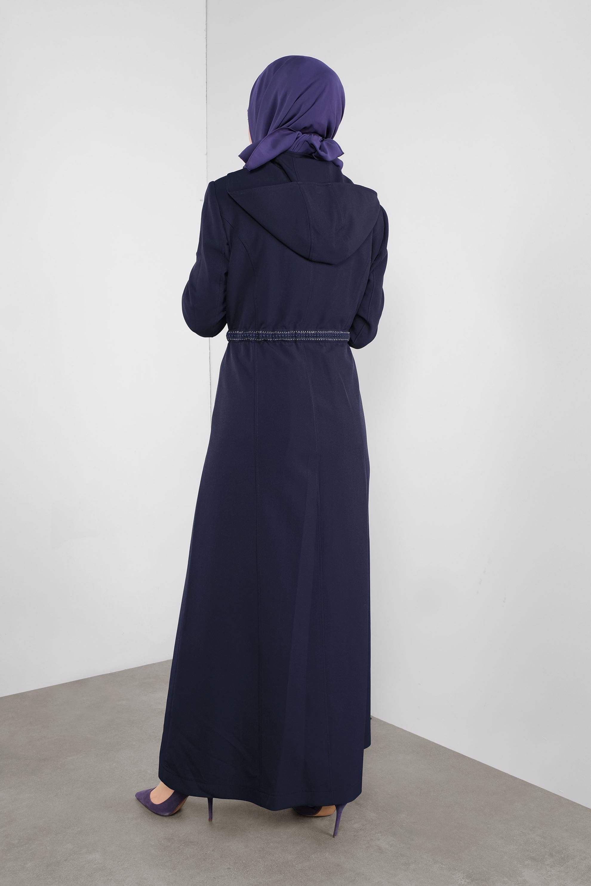 Tesettür giyim LACİVERT NAKIŞLI BROŞLU  PARDESÜ 10295 