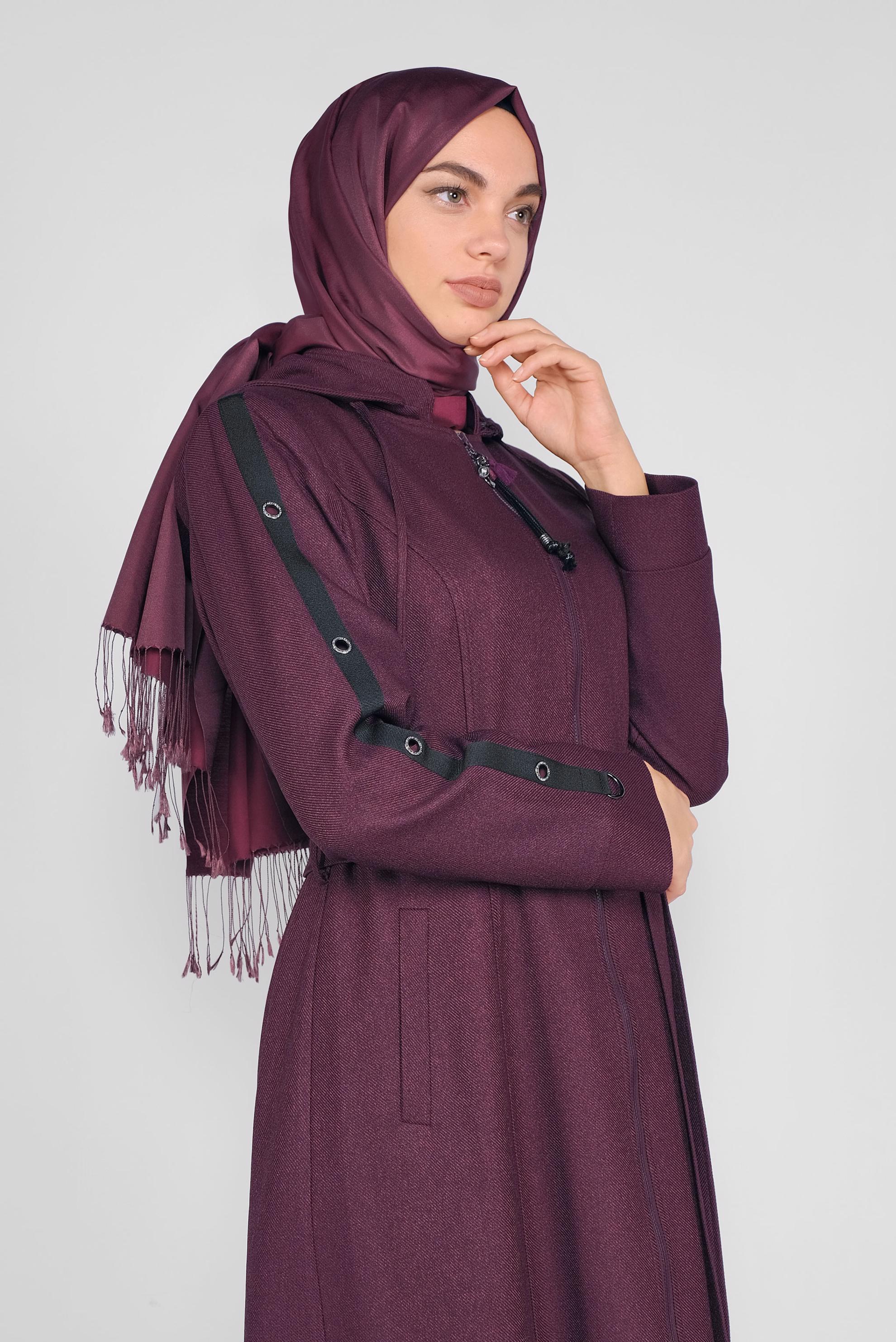 Tesettür giyim MÜRDÜM KUŞ GÖZÜ DETAYLI FERMUARLI PARDESÜ 10297 