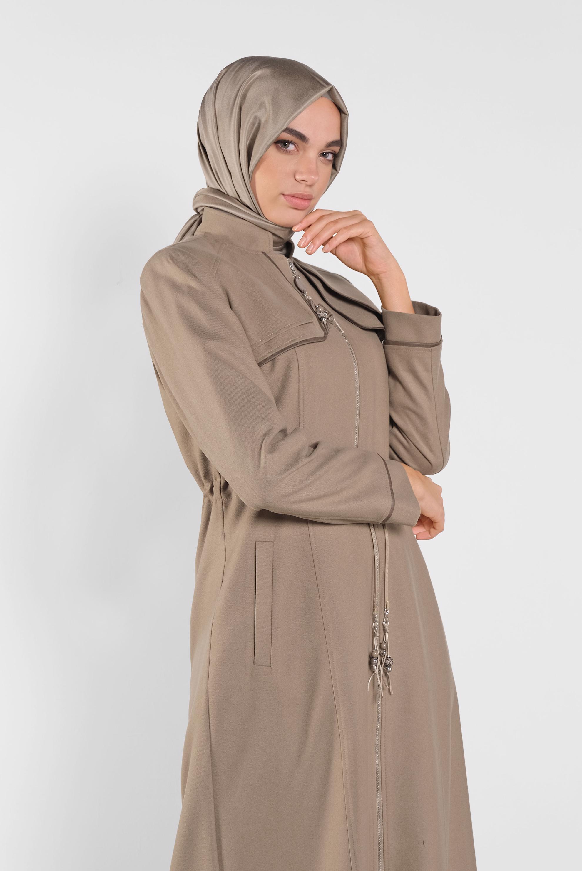 Tesettür giyim BEJ BELİ BAĞCIKLI BİYELİ PARDESÜ 10299 