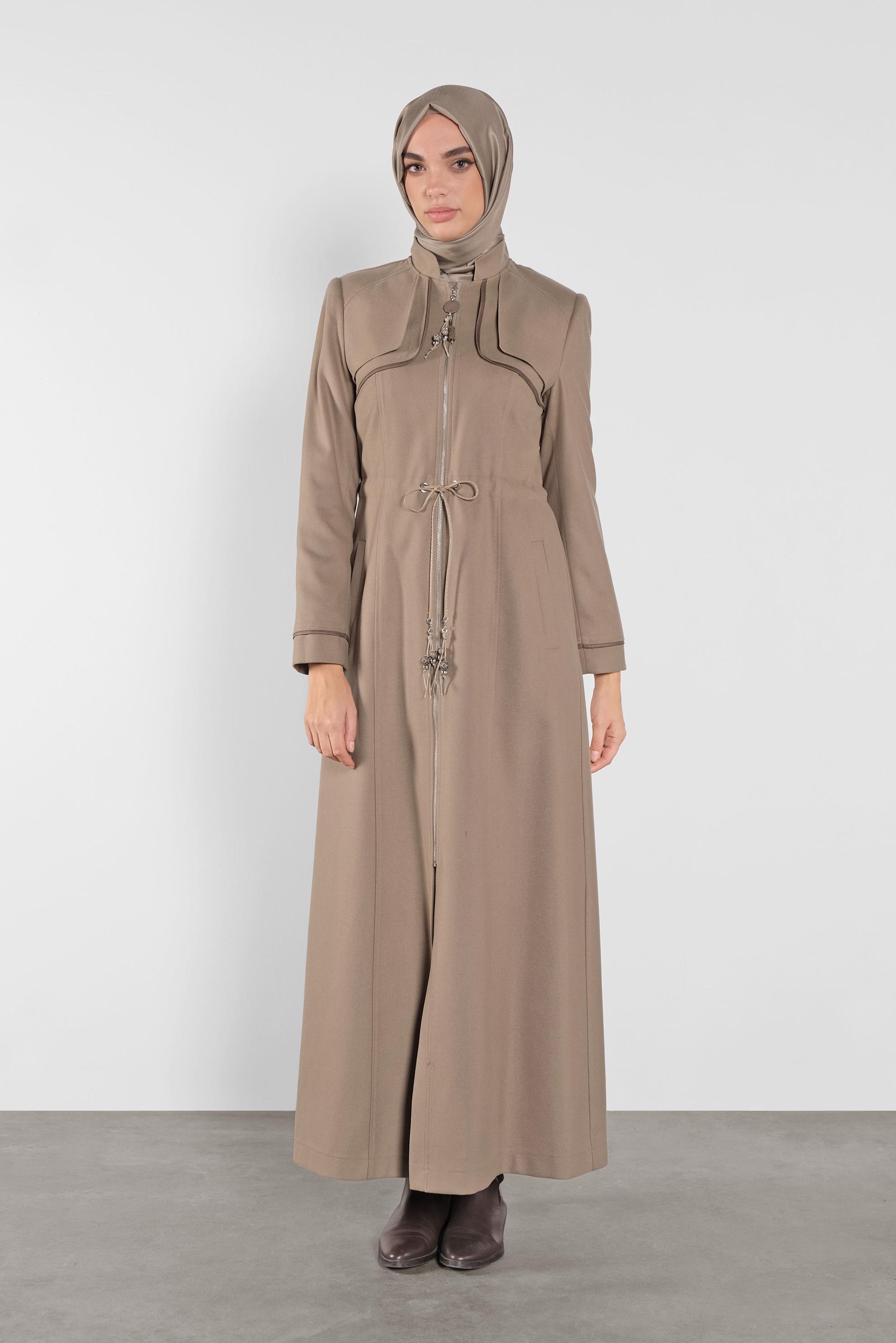 Tesettür giyim BEJ BELİ BAĞCIKLI BİYELİ PARDESÜ 10299 