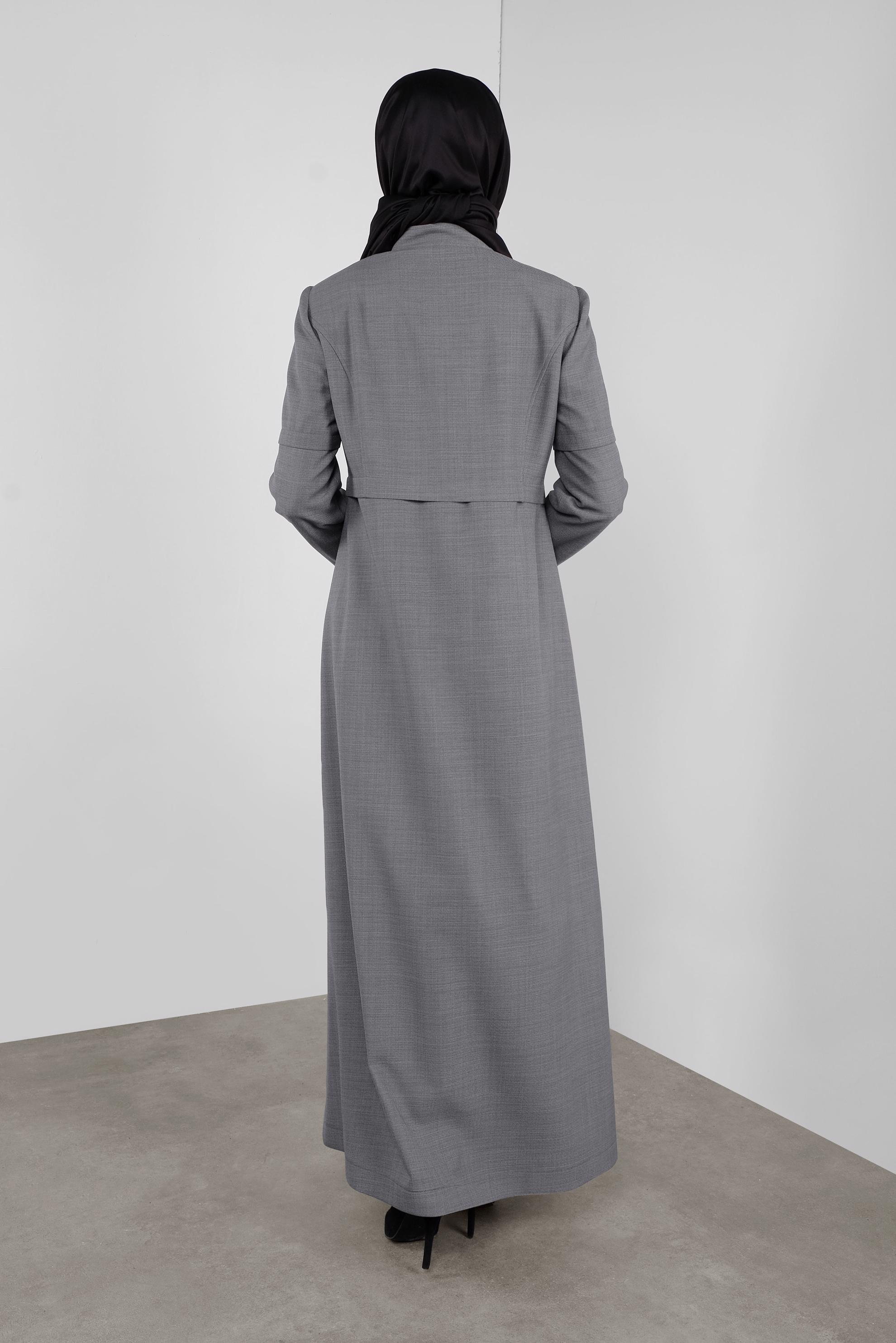 Tesettür giyim GRİ TAŞLI ZİNCİR AKSESUARLI PARDESÜ 10303 