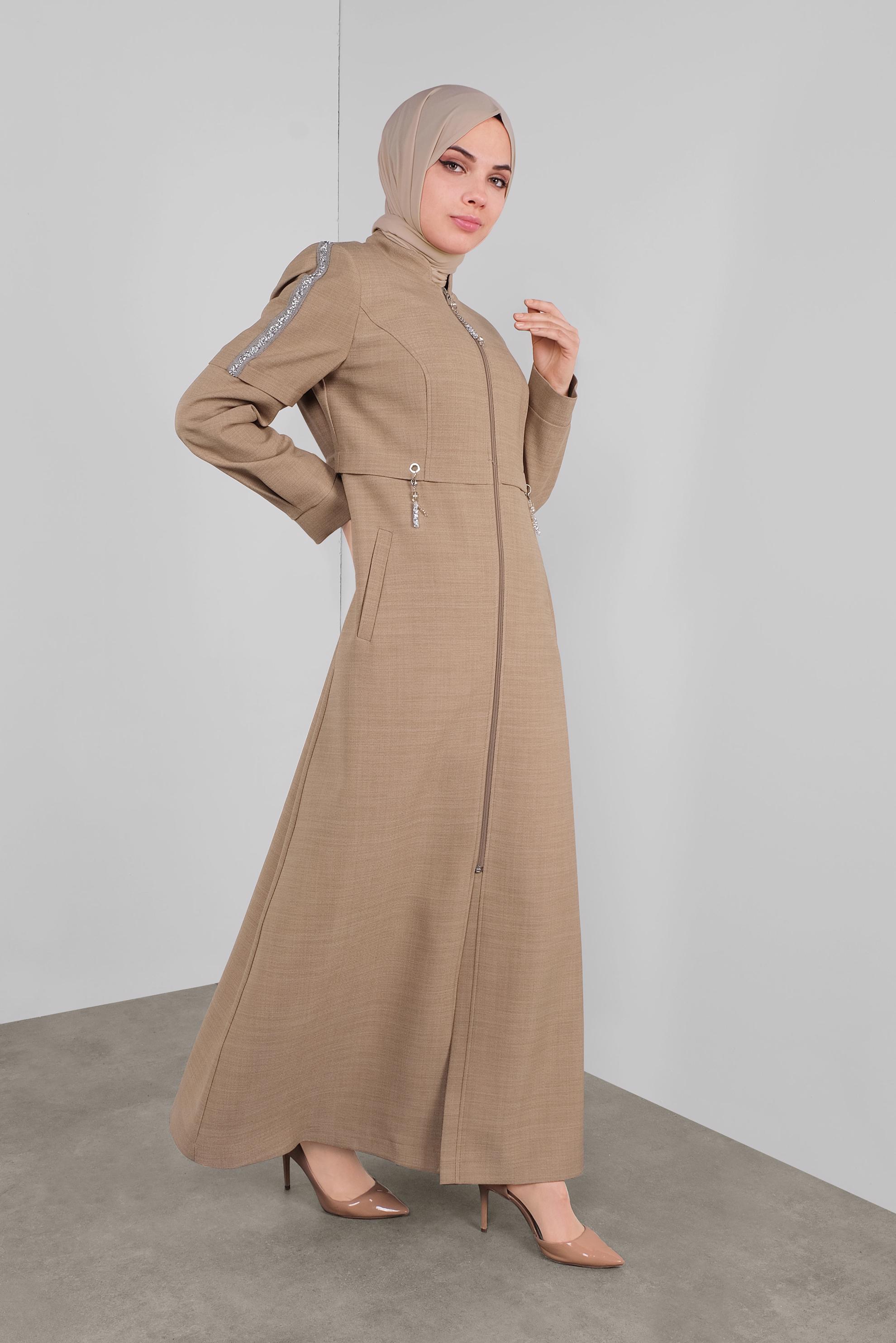 Tesettür giyim KAHVE TAŞLI ZİNCİR AKSESUARLI PARDESÜ 10303 