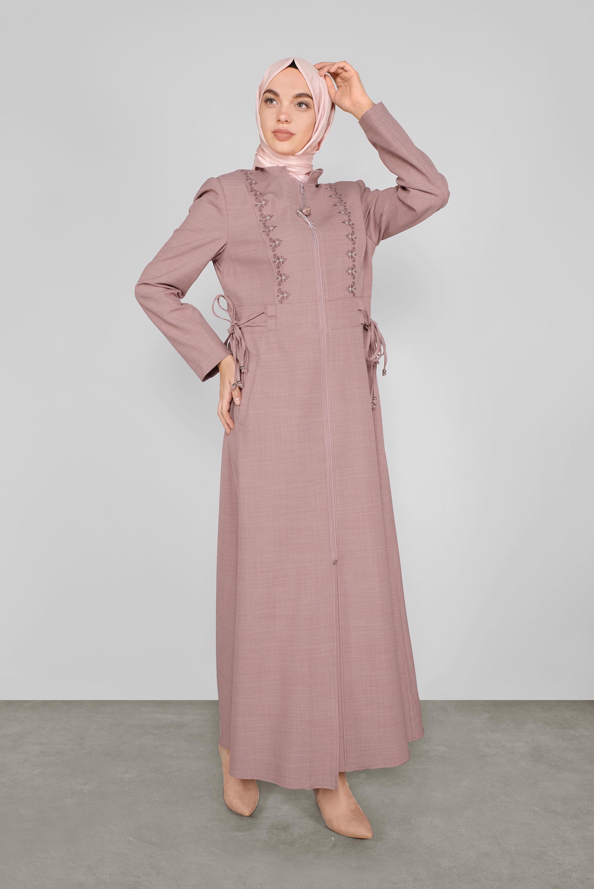 Tesettür giyim PUDRA YANDAN BAĞCIKLI NAKIŞLI PARDESÜ  10308 