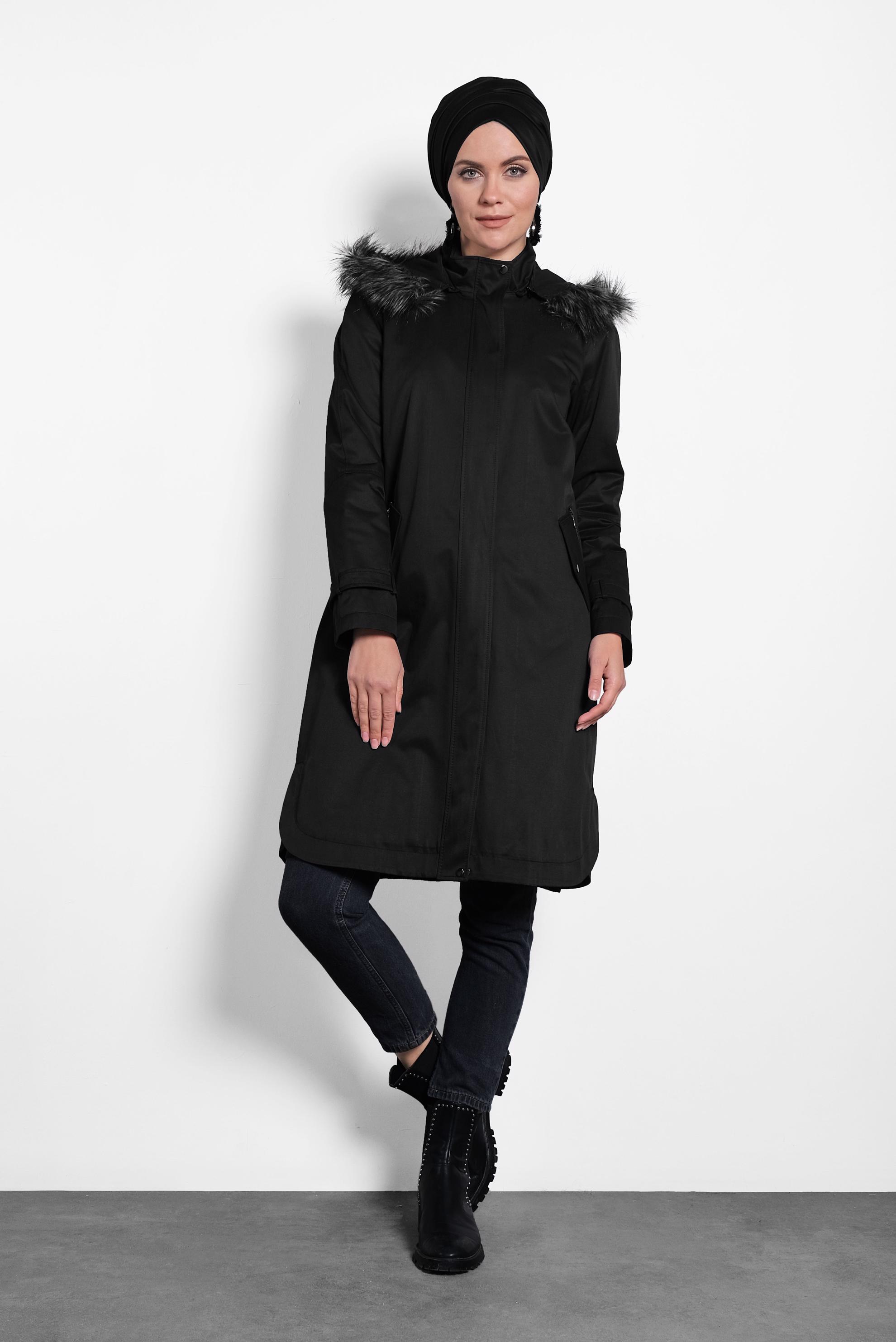 Tesettür giyim SİYAH KAPÜŞONLU PARKA 90002