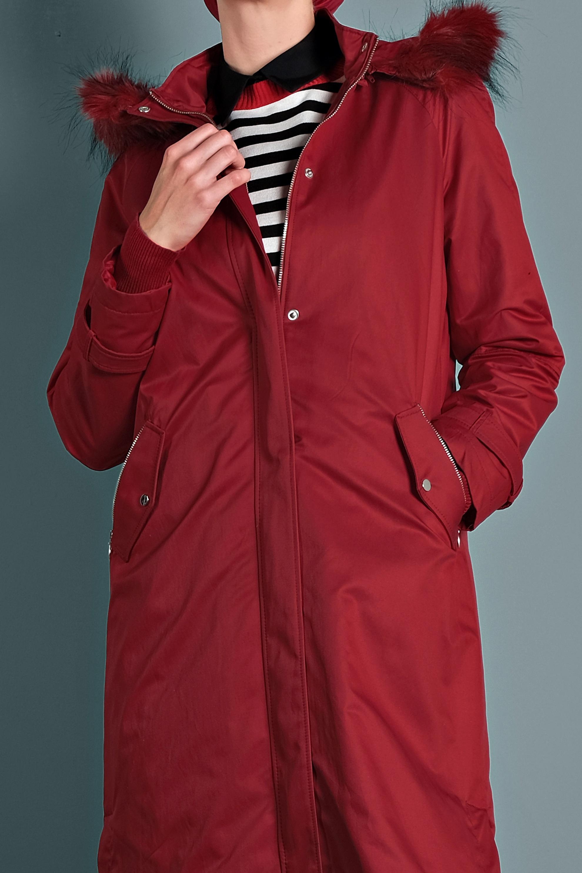 Tesettür giyim KIRMIZI KAPÜŞONLU PARKA 90002