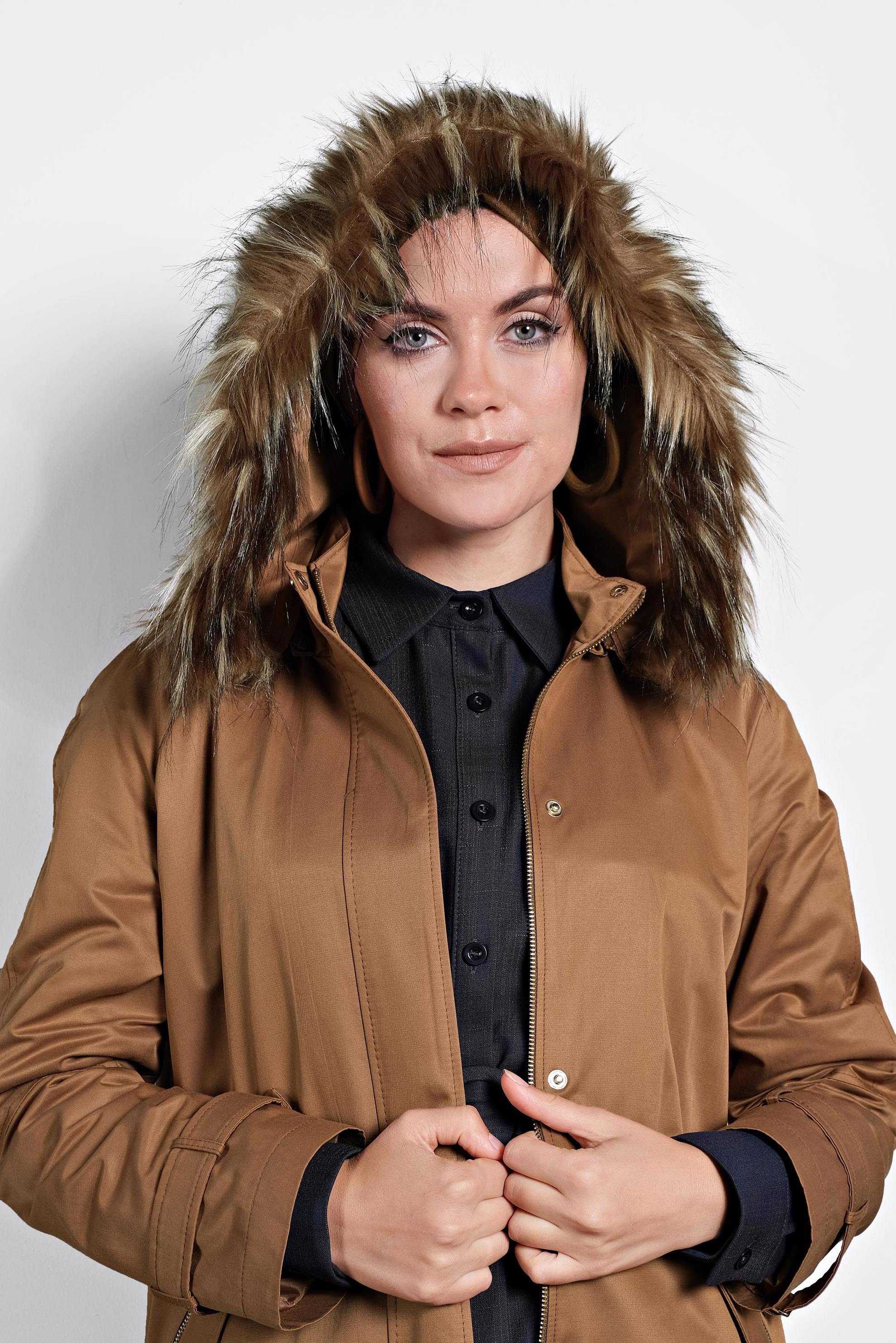 Tesettür giyim TABA KAPÜŞONLU PARKA 90002