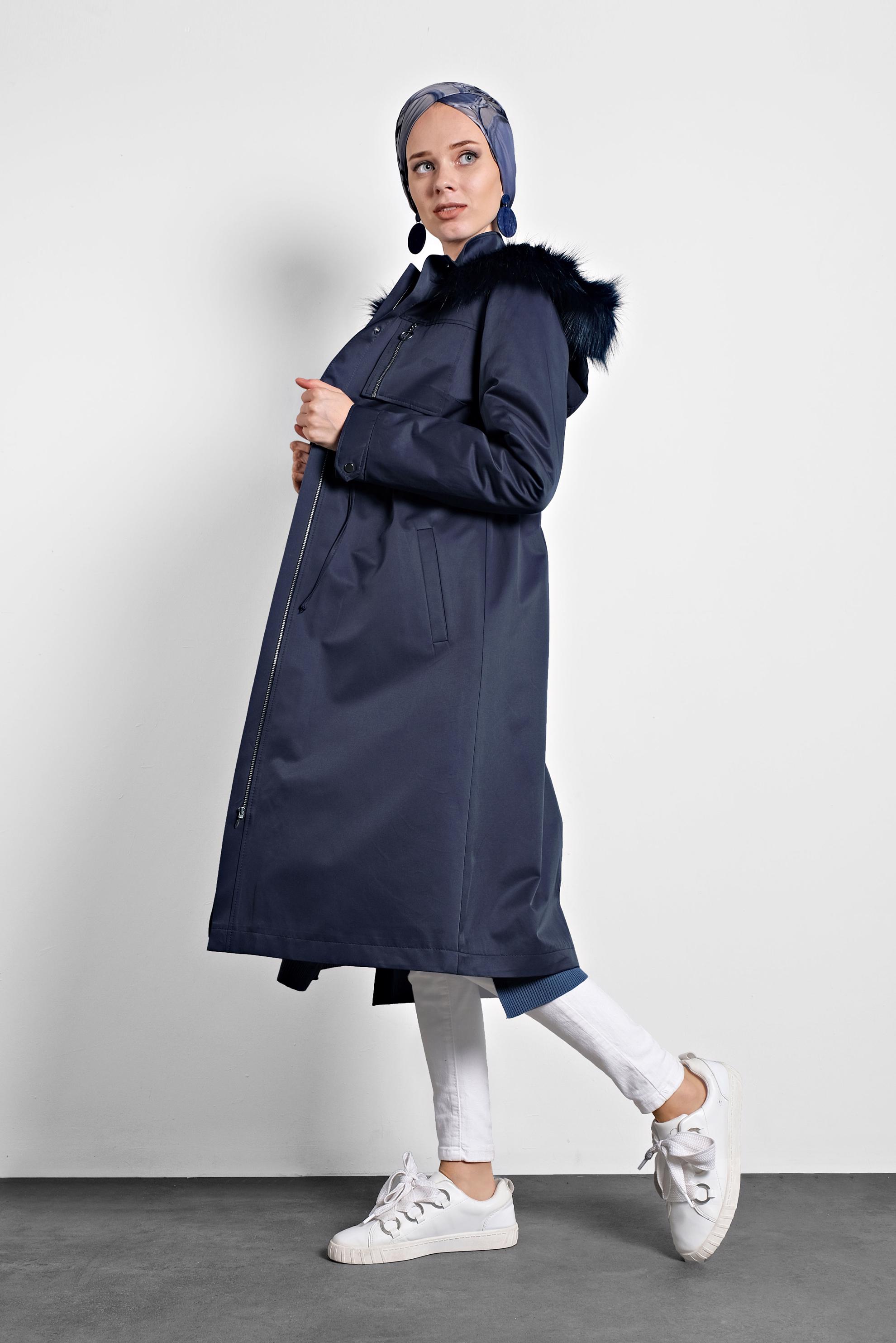 Tesettür giyim LACİVERT BEL BÜZGÜLÜ KAPÜŞONLU PARKA 90004