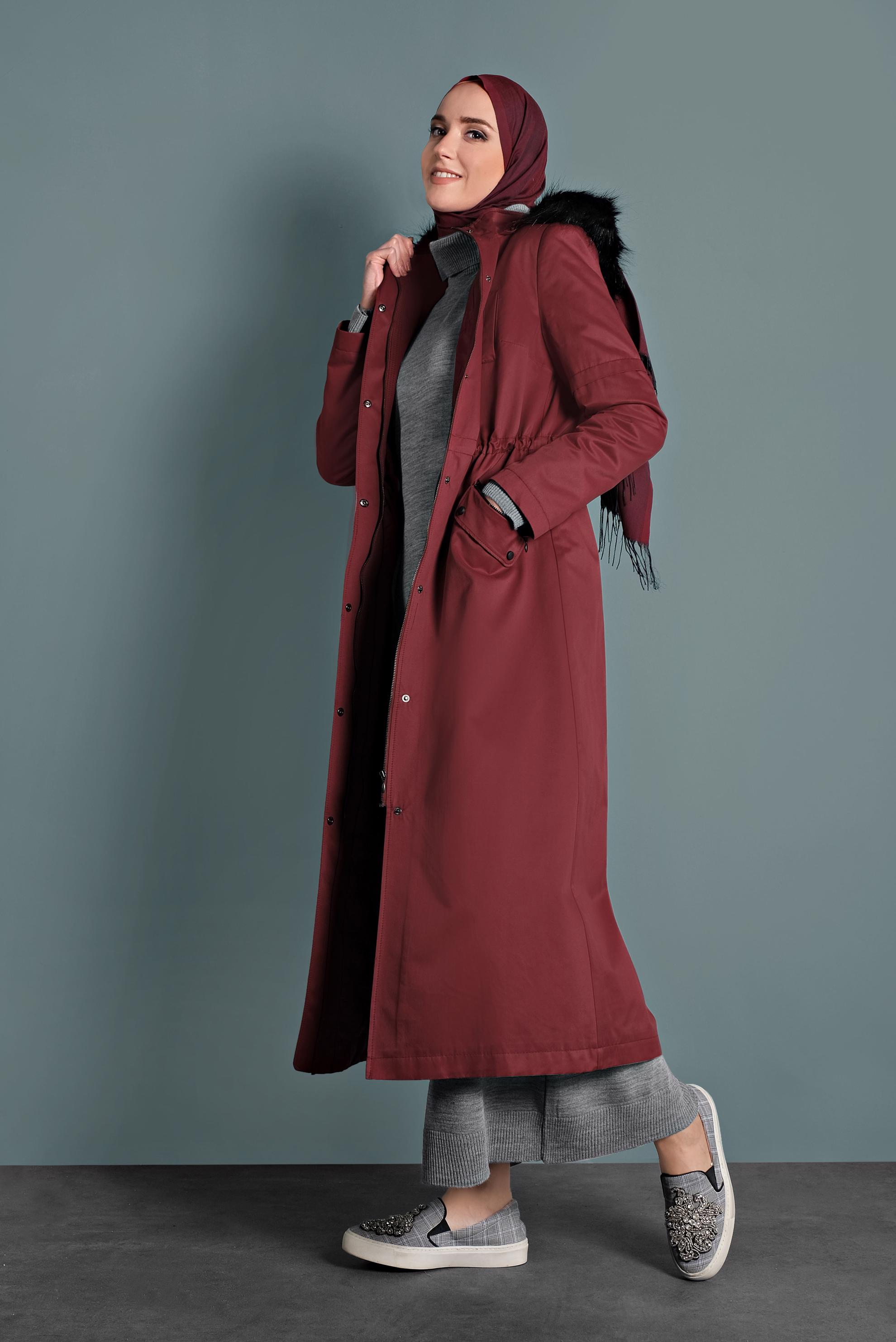 Tesettür giyim BORDO ÇITÇITLI VE FERMUARLI KÜRKLÜ KAPÜŞONLU PARKA 90006 