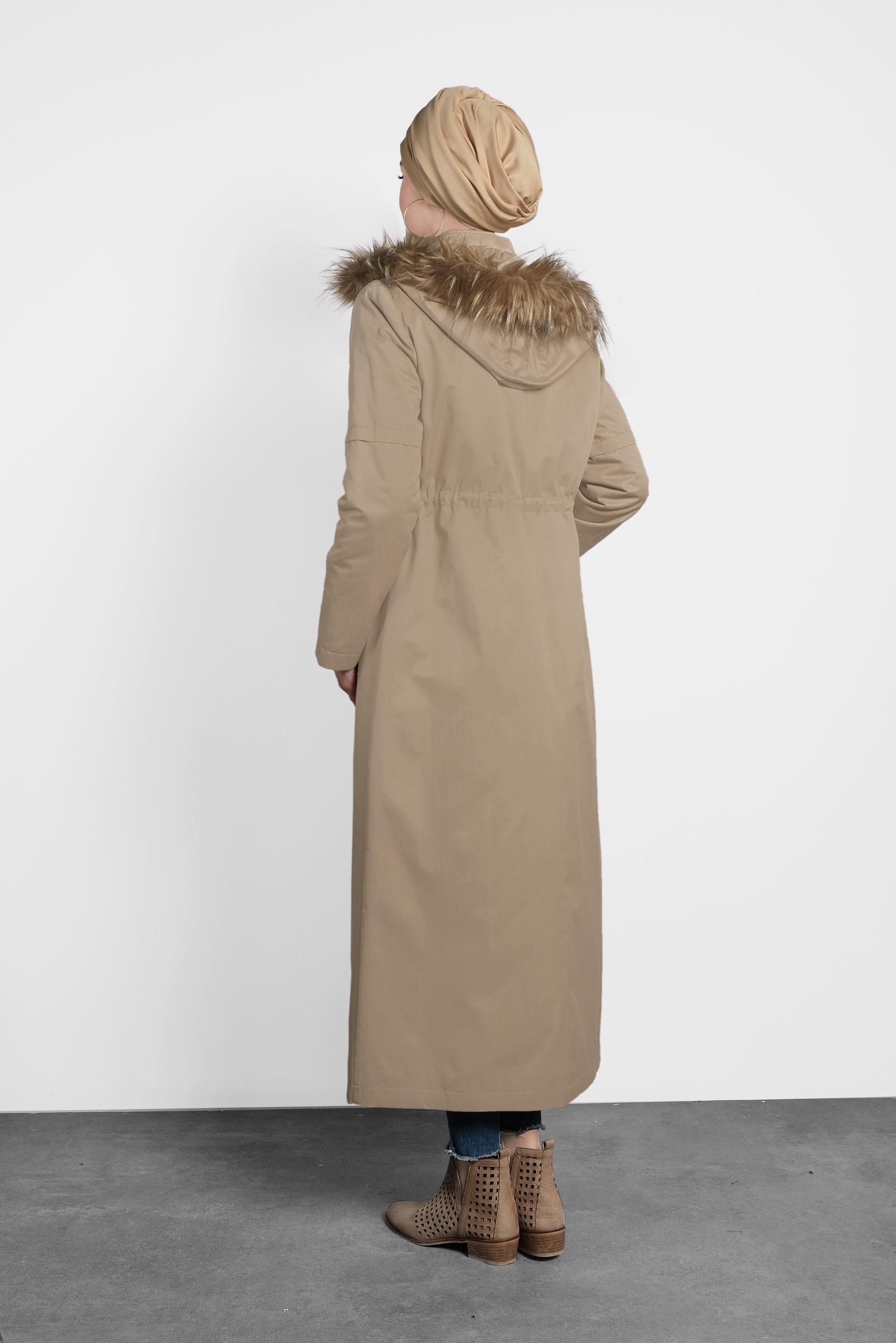 Tesettür giyim KAHVE ÇITÇITLI VE FERMUARLI KÜRKLÜ KAPÜŞONLU PARKA 90006 