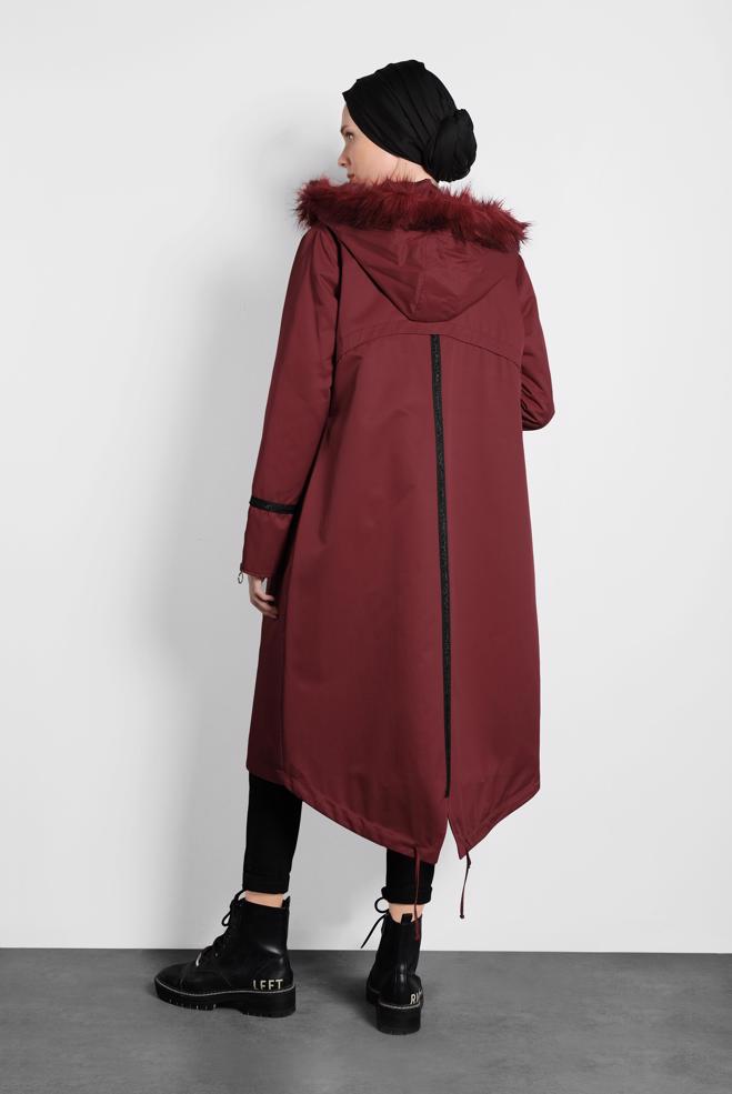 Tesettür giyim BORDO FERMUARLI ÇITÇITLI KÜRKLÜ KAPÜŞONLU PARKA 90011  - ALVİNA
