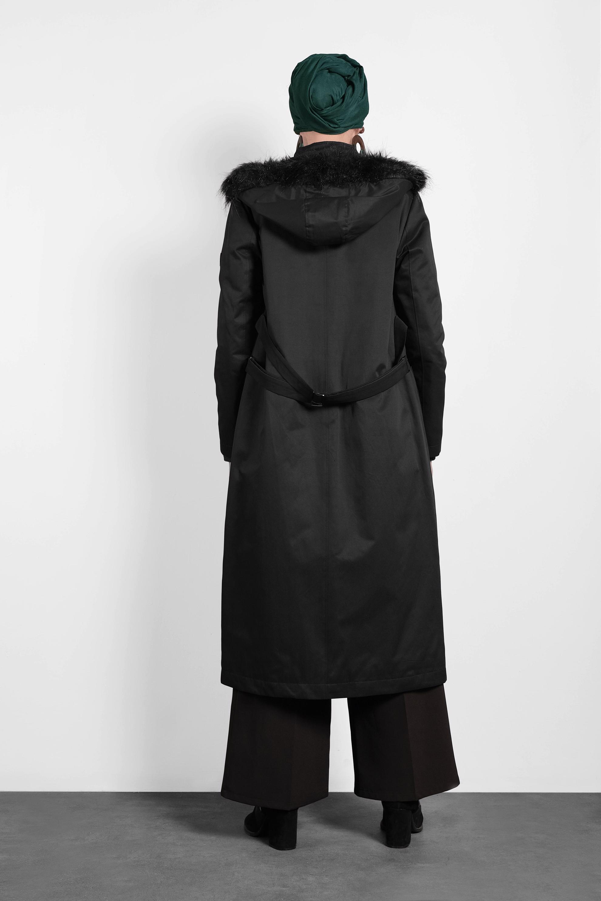 Tesettür giyim SİYAH KAPÜŞONLU PARKA 90019 