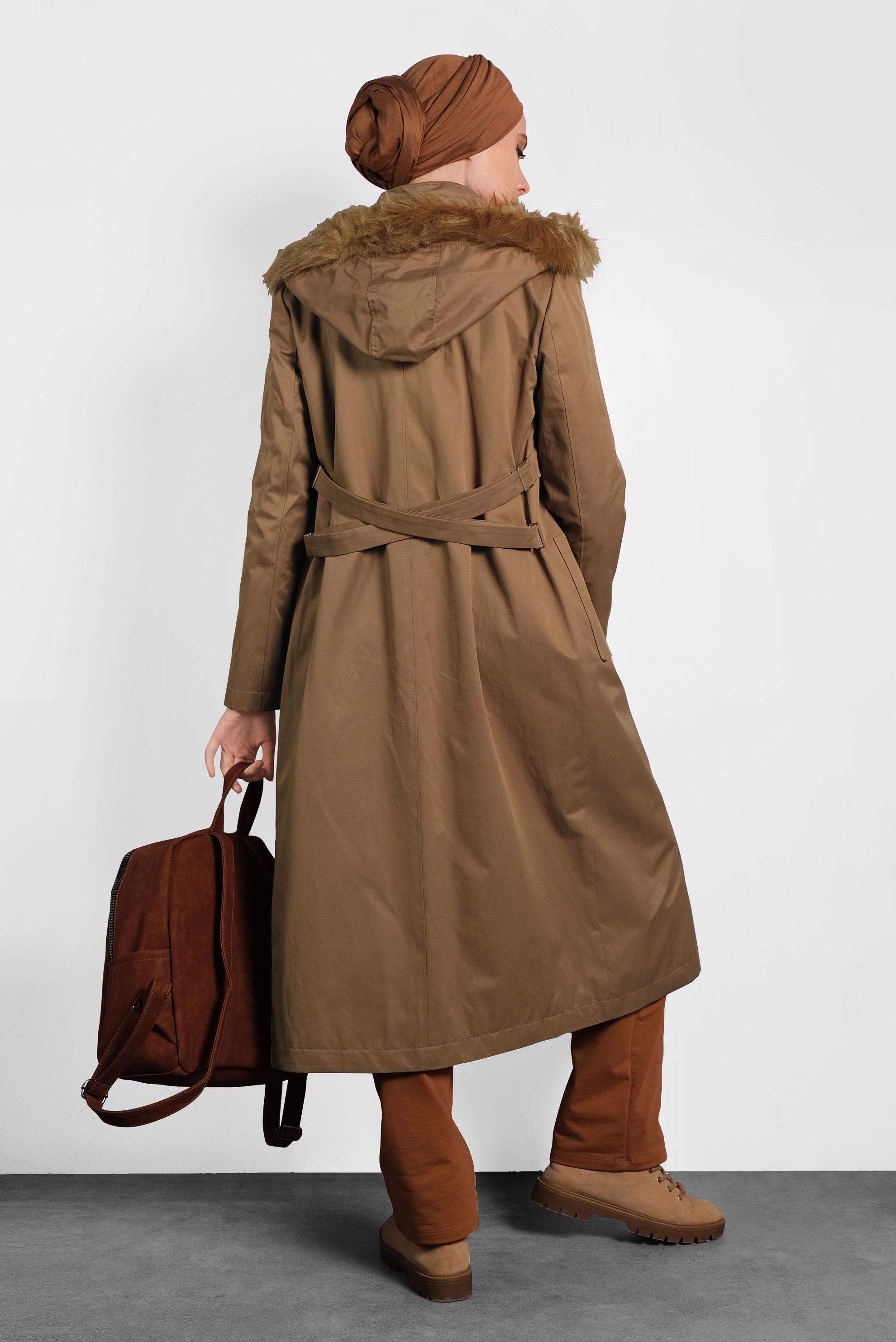 Tesettür giyim TABA KAPÜŞONLU PARKA 90019 