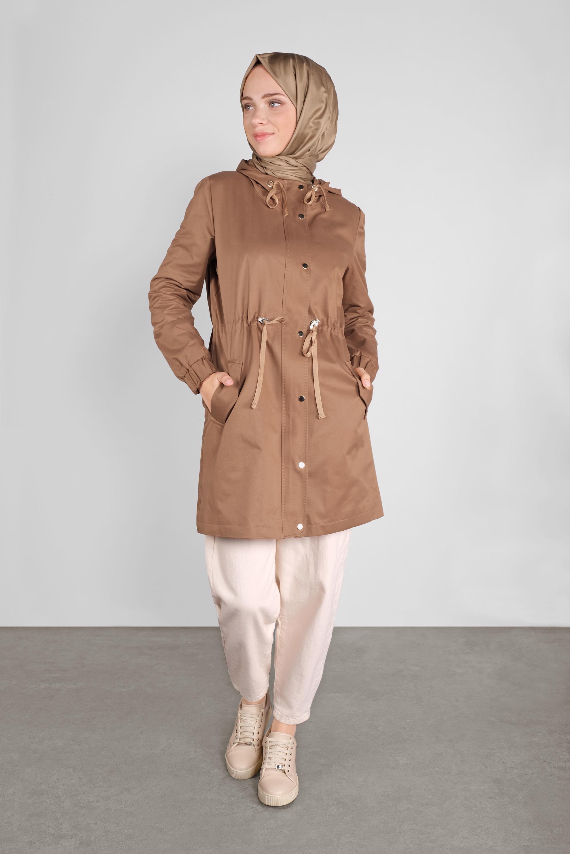 Tesettür giyim TABA KAPÜŞONLU FERMUARLI PARKA 90127 