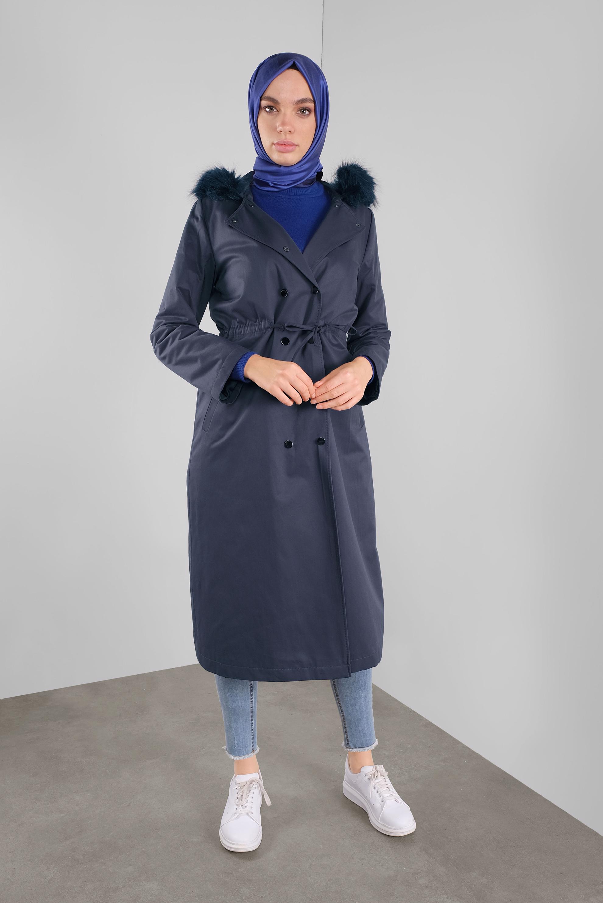 Vêtements hijab BLEU MARINE PARKA À TAILLE-BOULLIONNÉE AVEC CAPUCHE 90133