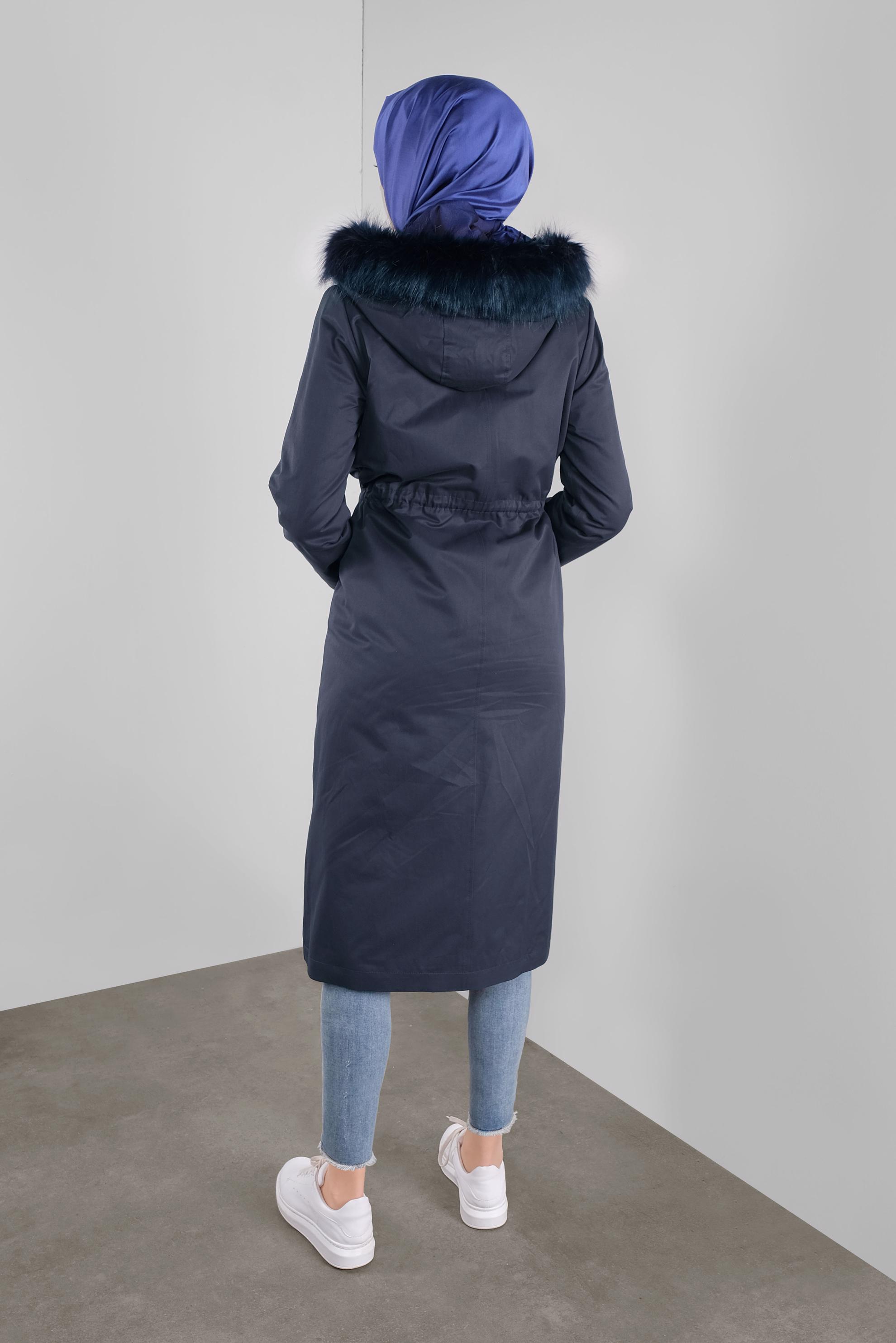 Vêtements hijab BLEU MARINE PARKA À TAILLE-BOULLIONNÉE AVEC CAPUCHE 90133