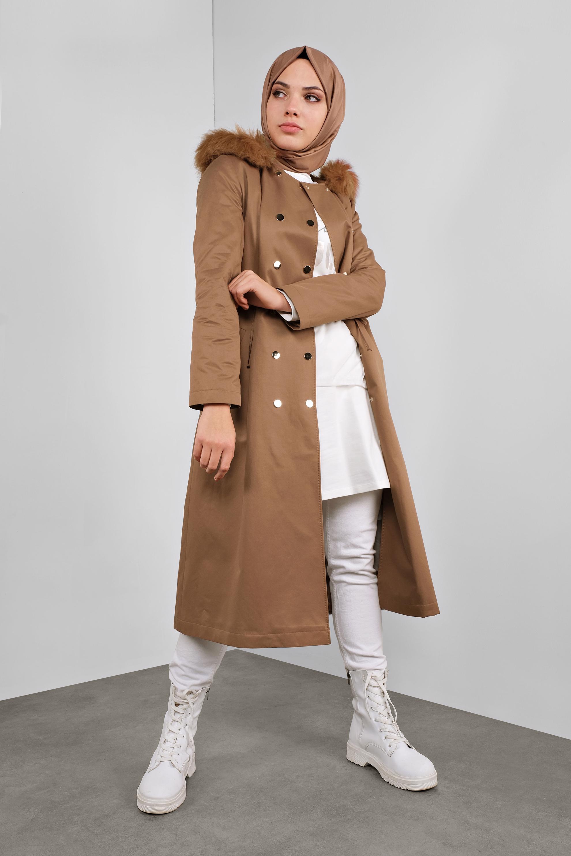 Vêtements hijab TABA PARKA À TAILLE-BOULLIONNÉE AVEC CAPUCHE 90133
