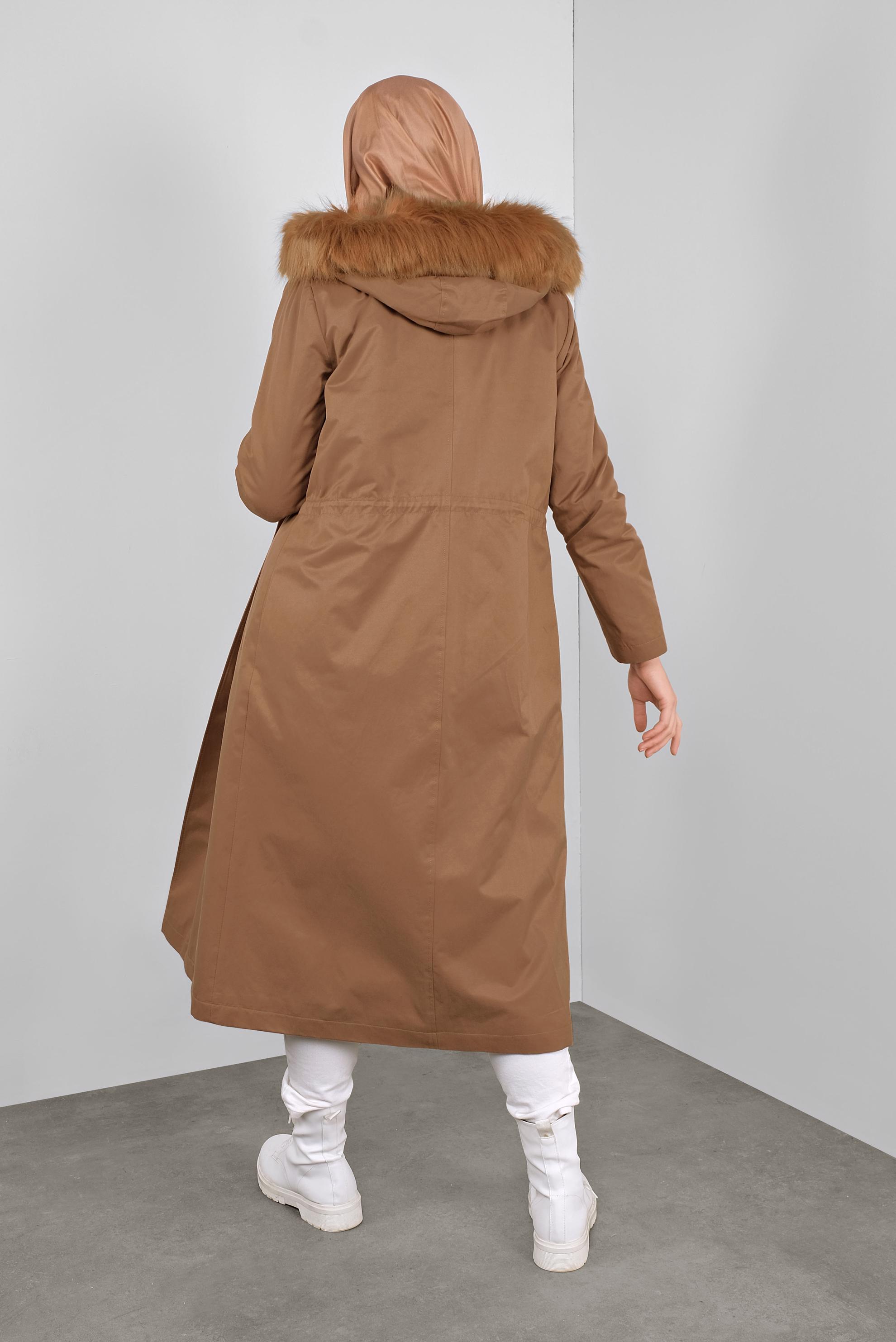 Vêtements hijab TABA PARKA À TAILLE-BOULLIONNÉE AVEC CAPUCHE 90133
